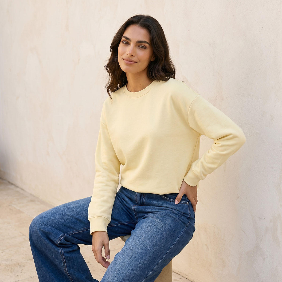 سويت شيرت ناعم الملمس بتفاصيل درزات من سبلاش بيزكس-women-clothing-hoodiesandsweatshirts-sweatshirts-image-1