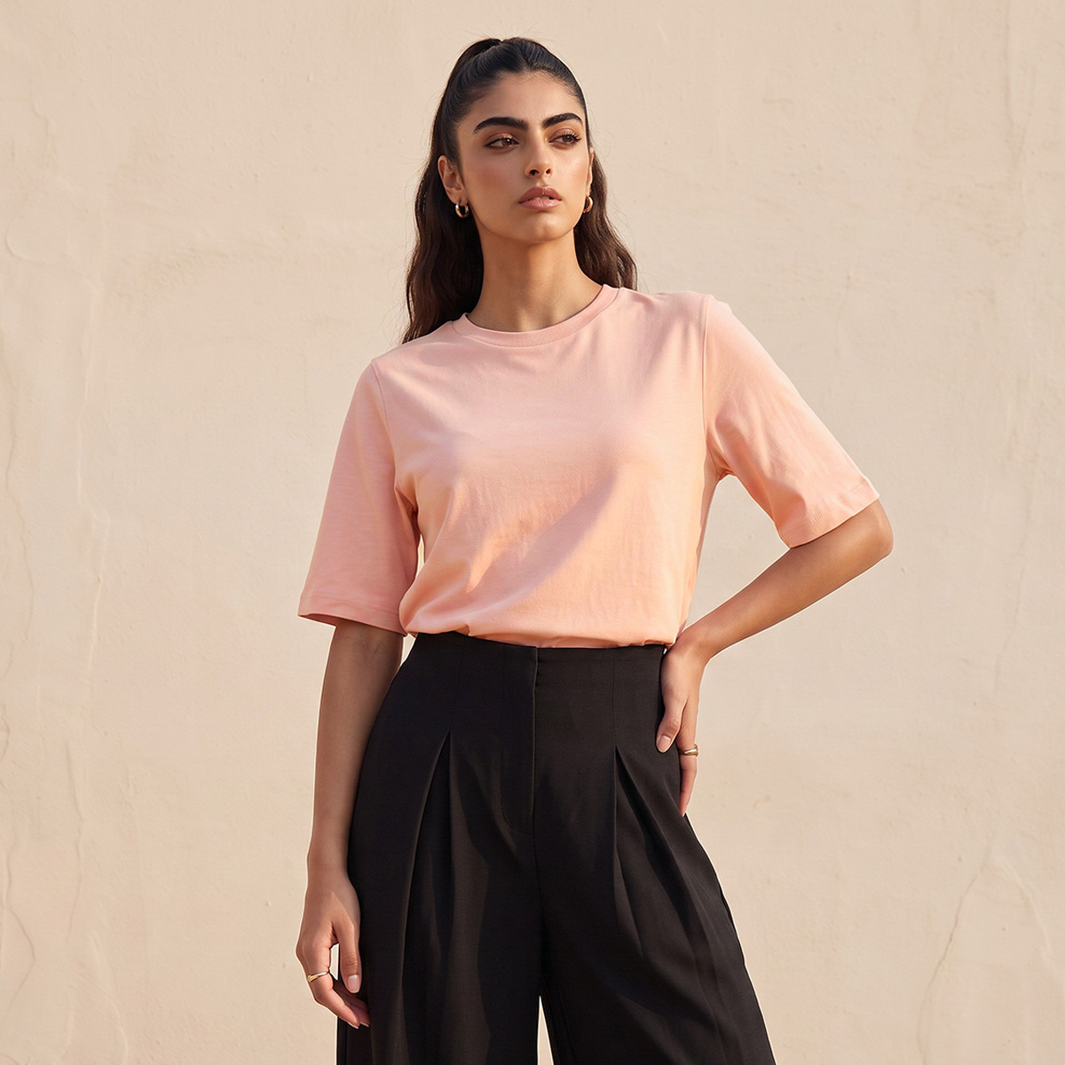تيشيرت قطن بقصة مريحة من سبلاش بيزك-women-clothing-tshirts-image-1