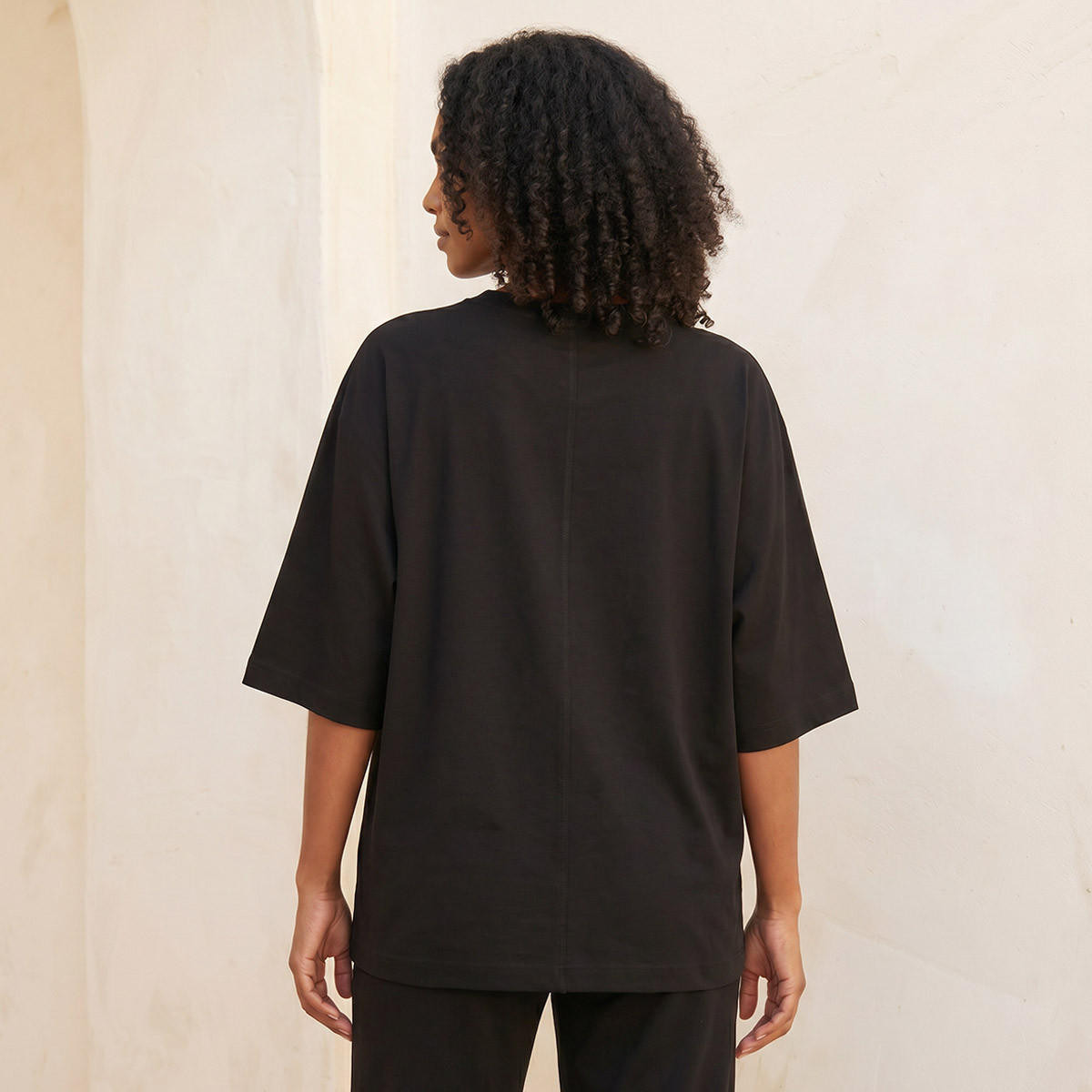 تيشيرت بقصة واسعة وملمس ناعم وأكمام ممتدة من سبلاش بيسكس-women-clothing-tshirts-image-2