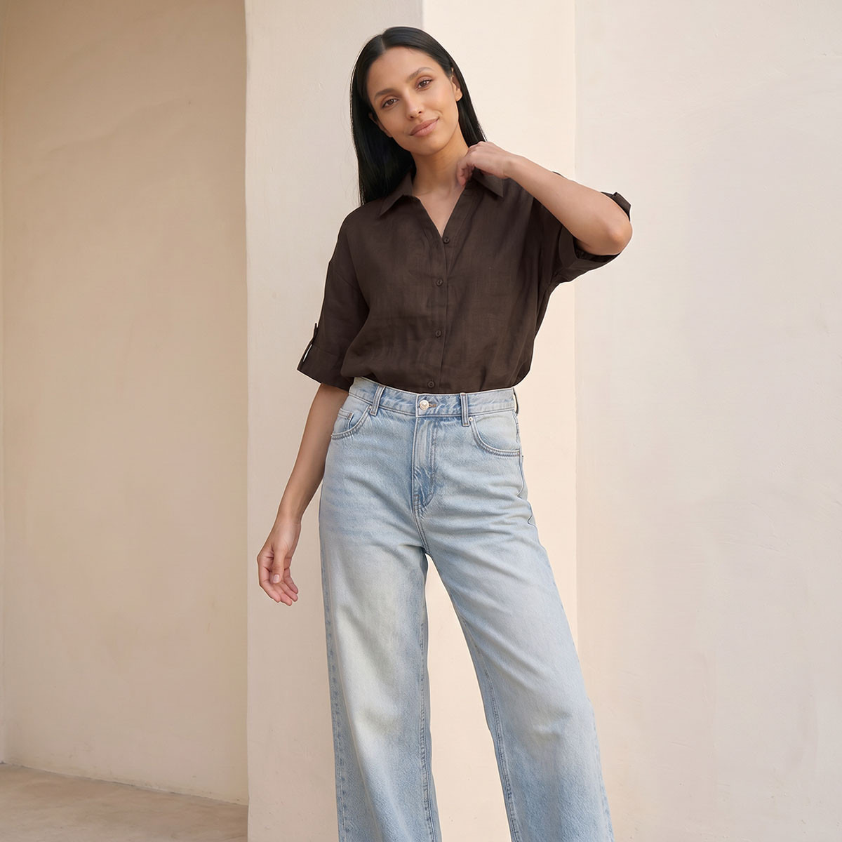 قميص كتان بياقة وأكمام قابلة للطي مع شريط تثبيت من سبلاش بيسك-women-clothing-shirtsandblouses-shirts-image-5