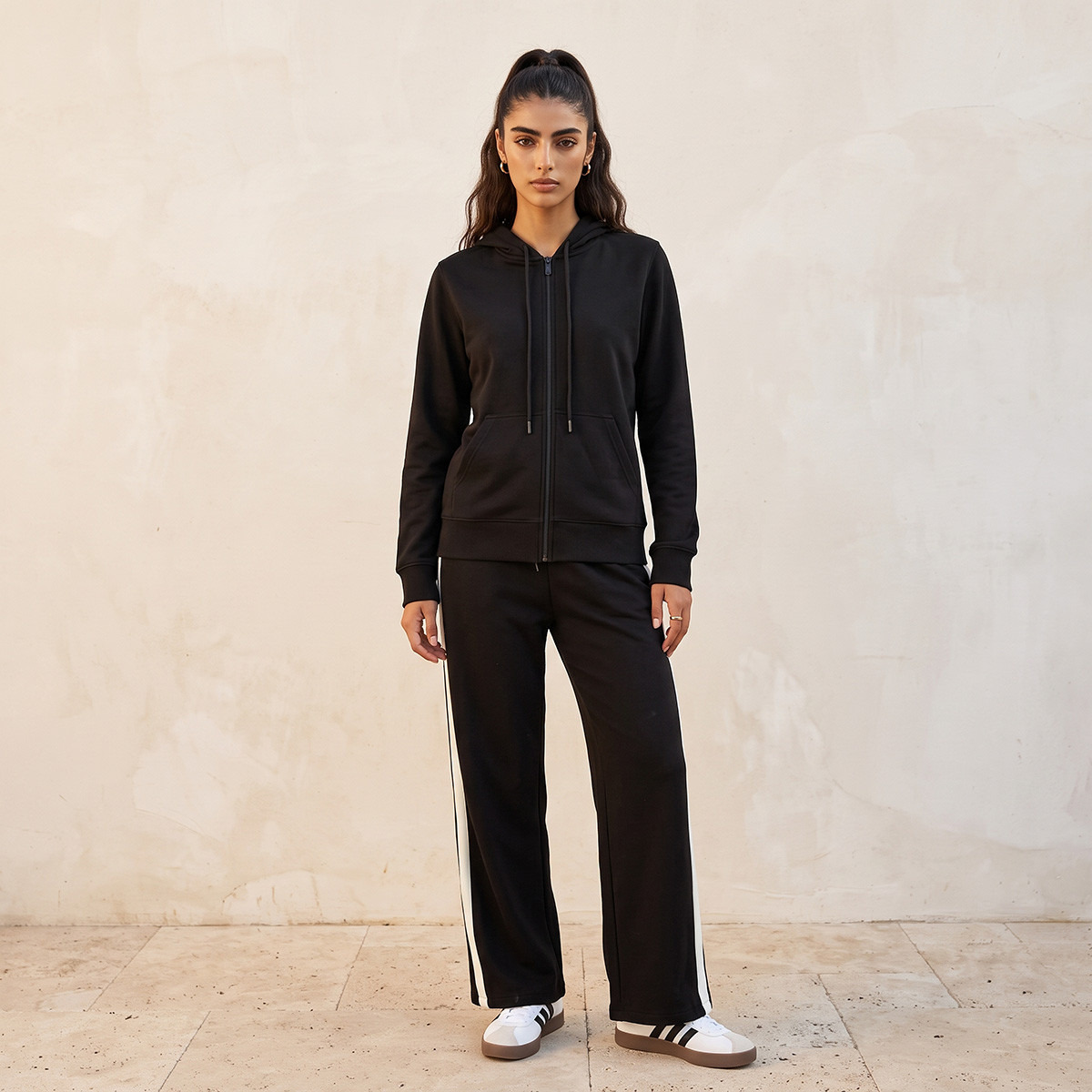هودي بجيب كانجارو من سبلاش بيزيك-women-clothing-hoodiesandsweatshirts-hoodies-image-3