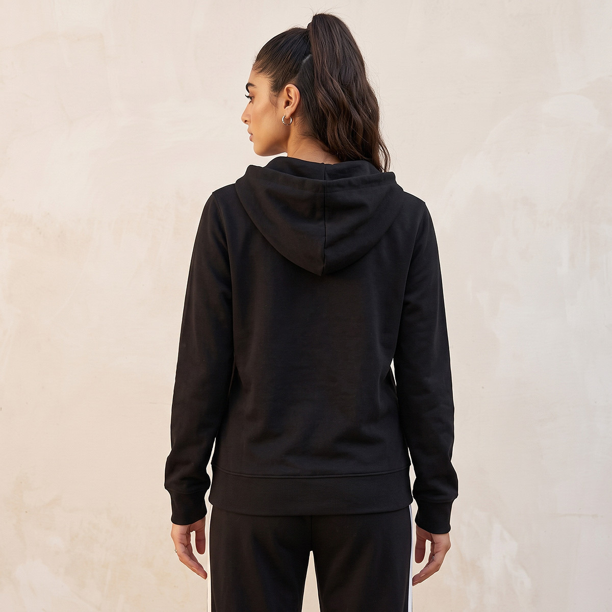 هودي بجيب كانجارو من سبلاش بيزيك-women-clothing-hoodiesandsweatshirts-hoodies-image-4
