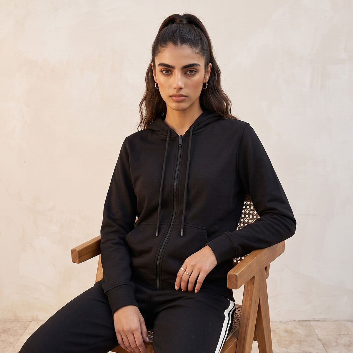 هودي بجيب كانجارو من سبلاش بيزيك-women-clothing-hoodiesandsweatshirts-hoodies-image-6