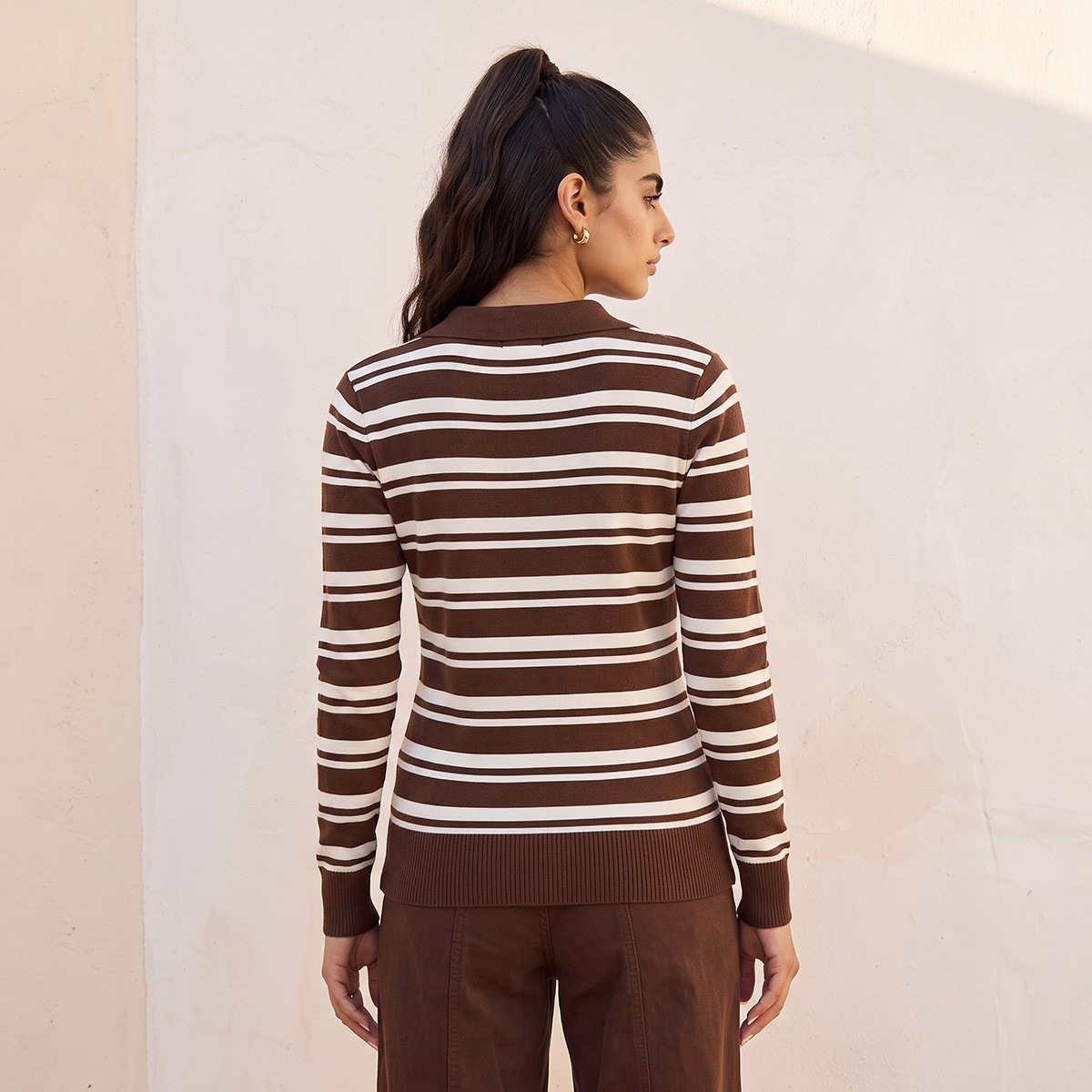 كنزة مقلمة بياقة بولو من بيزك من سبلاش-women-winterwear-cardigansandjumpers-jumpers-image-4