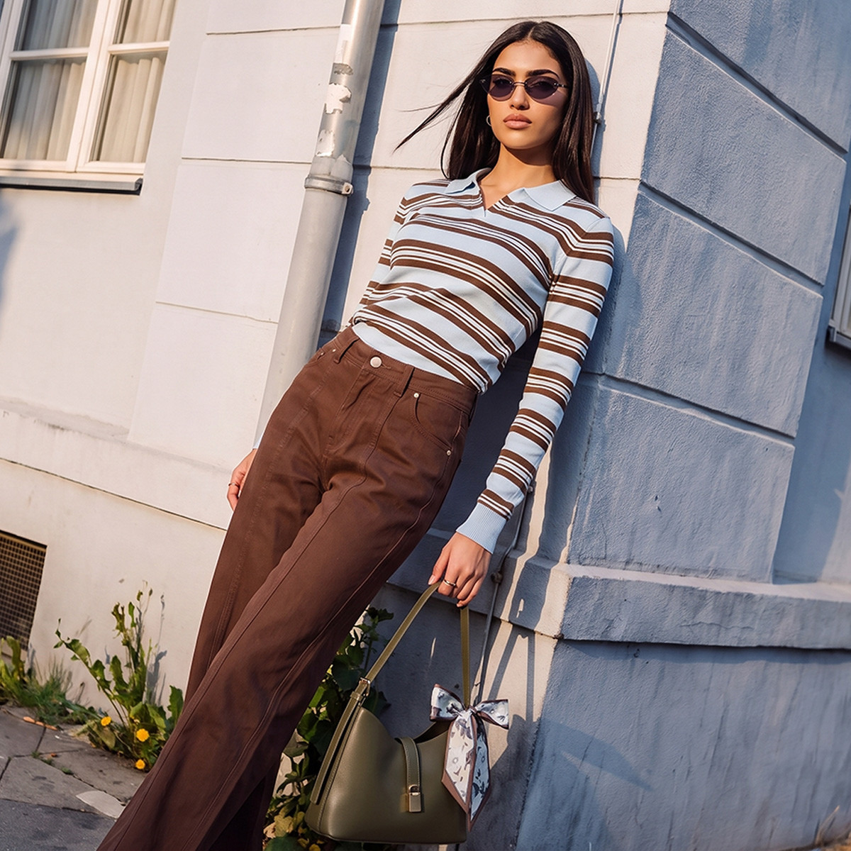 كنزة مقلمة بياقة بولو من بيزك من سبلاش-women-winterwear-cardigansandjumpers-jumpers-image-1