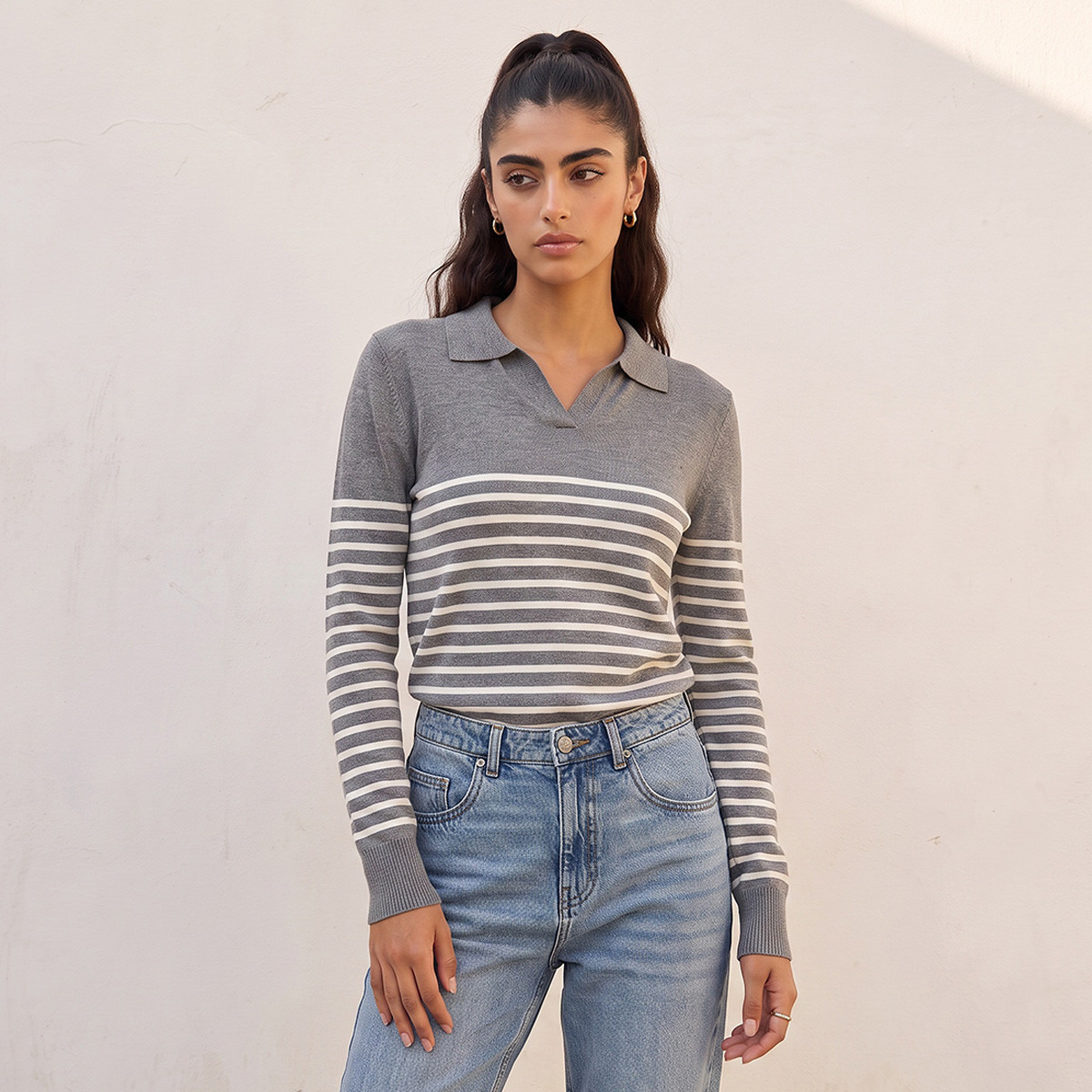 كنزة مقلمة بياقة بولو من بيزك من سبلاش-women-winterwear-cardigansandjumpers-jumpers-image-2