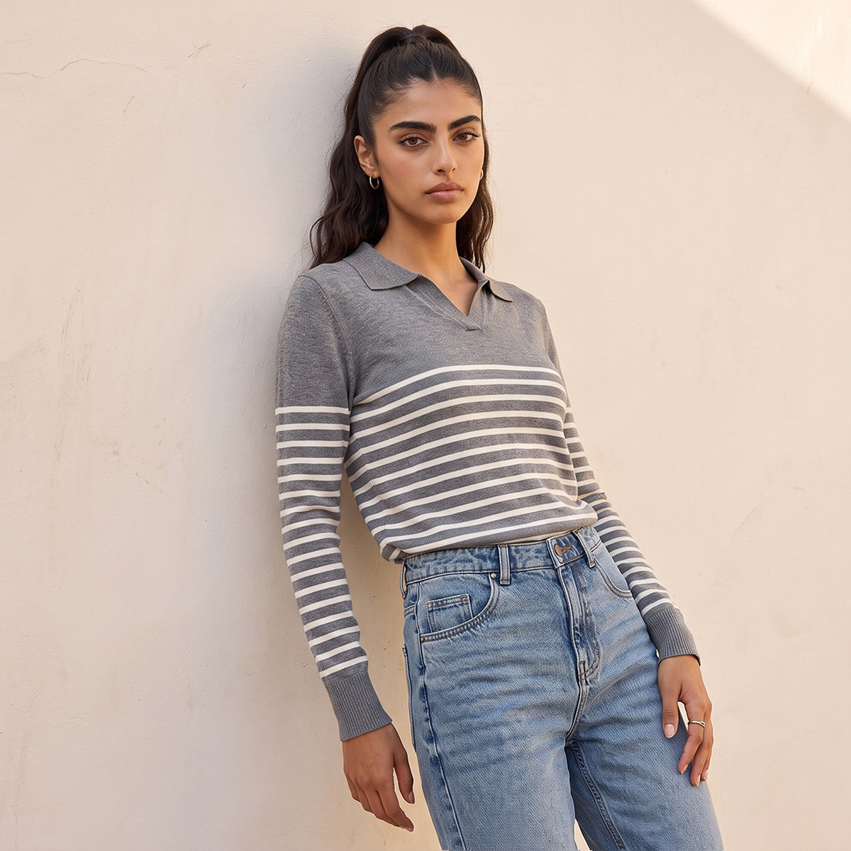 كنزة مقلمة بياقة بولو من بيزك من سبلاش-women-winterwear-cardigansandjumpers-jumpers-image-7