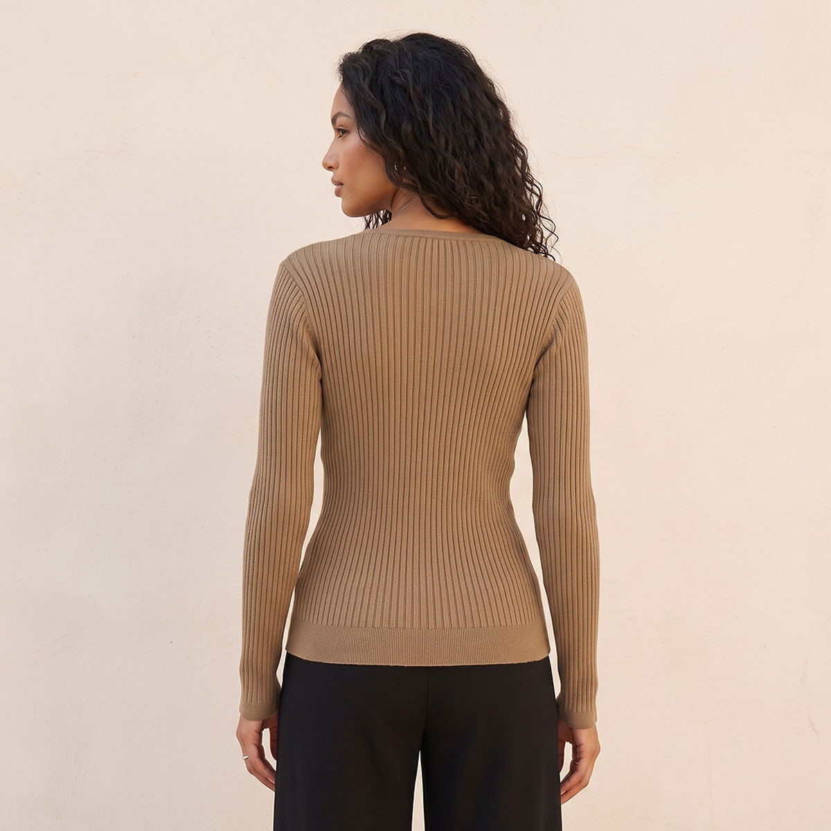سويت شيرت مضلع بياقة على شكل حرف V من سبلاش بيزك-women-winterwear-cardigansandjumpers-jumpers-image-3