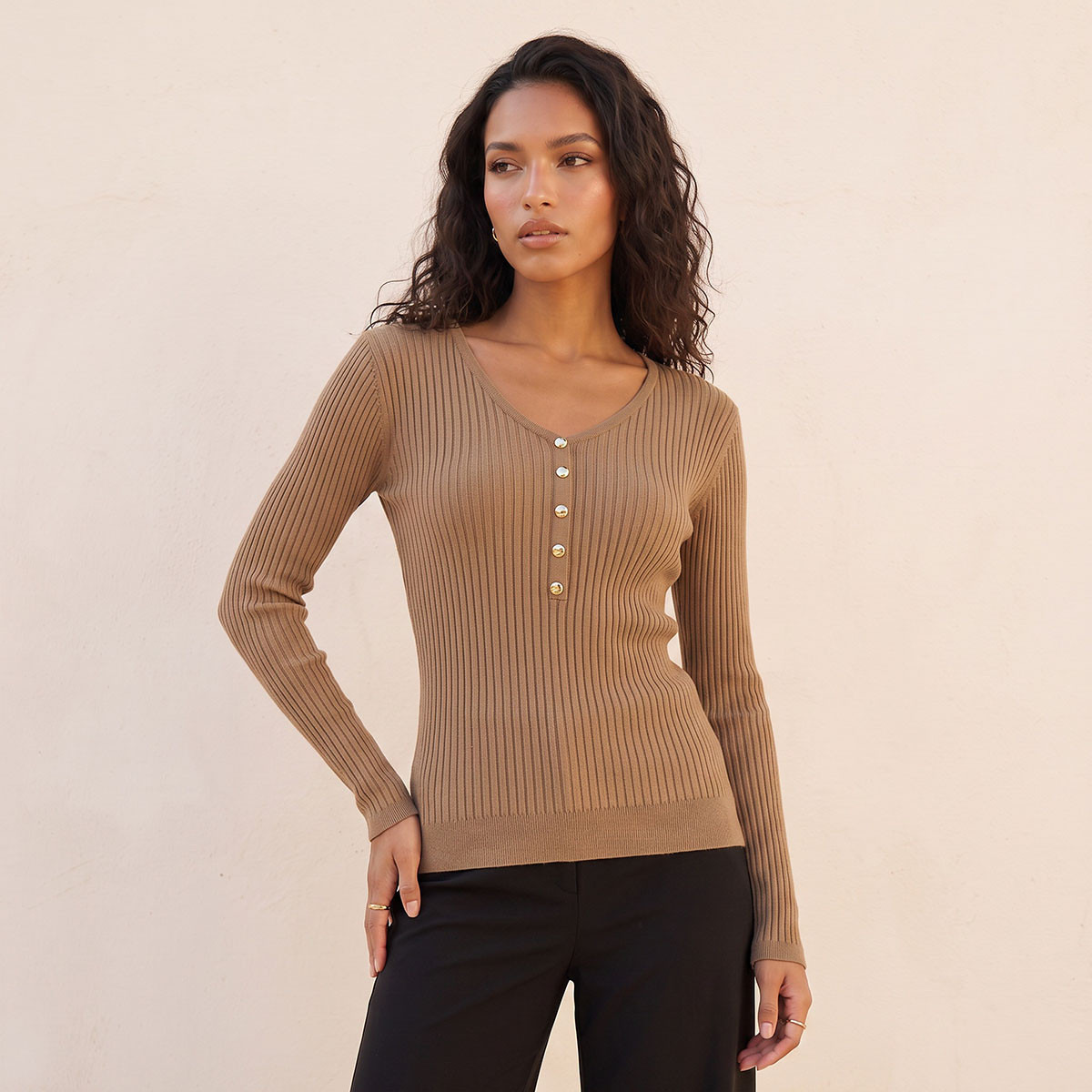 سويت شيرت مضلع بياقة على شكل حرف V من سبلاش بيزك-women-winterwear-cardigansandjumpers-jumpers-image-5