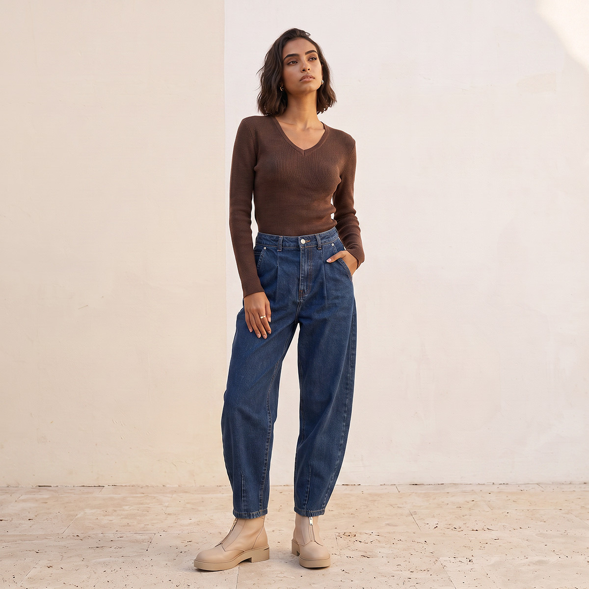 كنزة مضلعة بقصة عادية وياقة V من سبلاش بيزكس-women-winterwear-cardigansandjumpers-jumpers-image-3