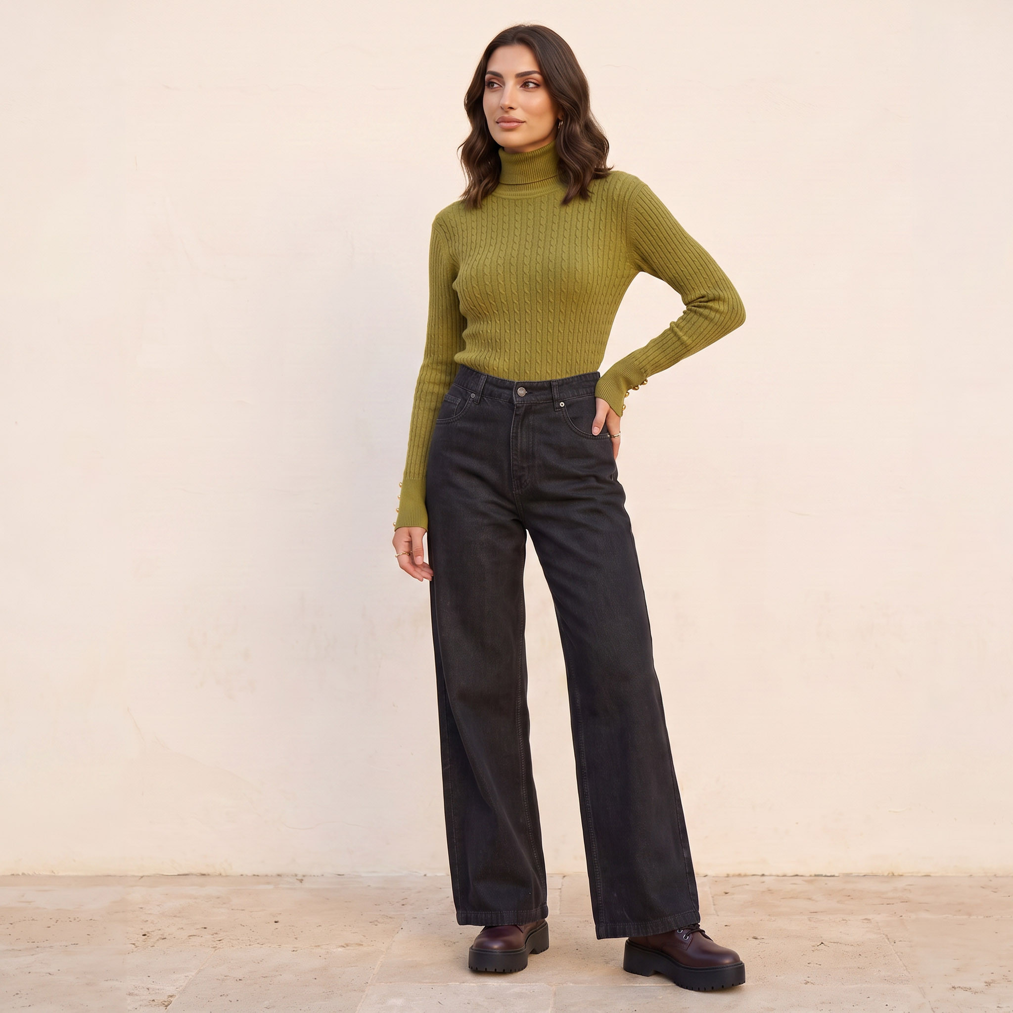 كنزة بنقشة جدائل وقصة عادية وياقة عالسية من بيزكس من سبلاش-women-winterwear-cardigansandjumpers-jumpers-image-2
