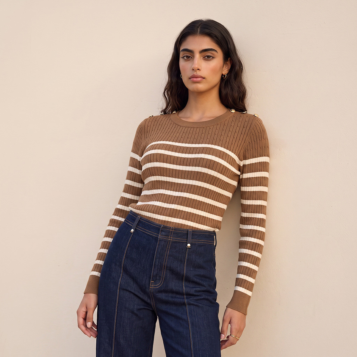 كنزة مقلمة بتفاصيل أزرار من سبلاش-women-winterwear-cardigansandjumpers-jumpers-image-5