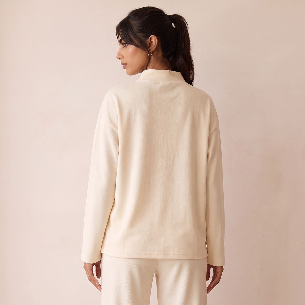 كنزة بياقة عالية من سبلاش بيسك-women-clothing-shirtsandblouses-blouses-image-3
