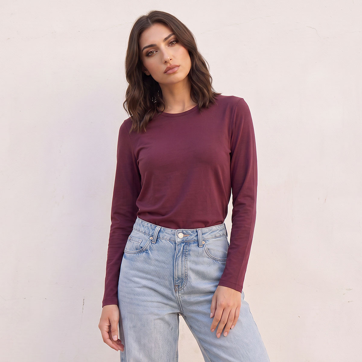 تيشيرت بقصّة سليم من سبلاش بيزيكس-women-clothing-tshirts-image-1