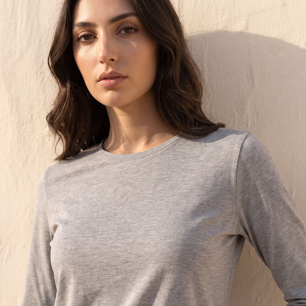 تيشيرت بقصّة سليم من سبلاش بيزيكس-women-clothing-tshirts-image-4