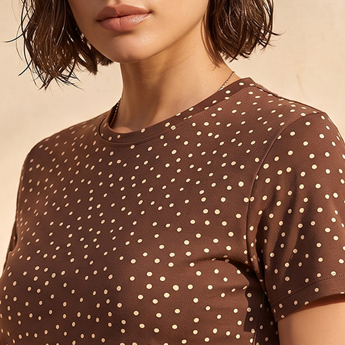 تيشيرت بقصة ضيقة وطبعات من سبلاش-women-clothing-tshirts-image-4