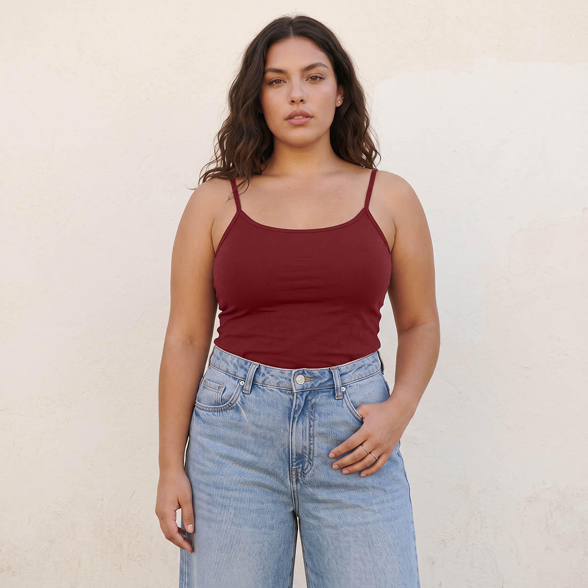 بلوزة تانك بحمالات رفيعة وقصة سليم من سبلاش بيسك-women-clothing-plussize-tshirts-image-2