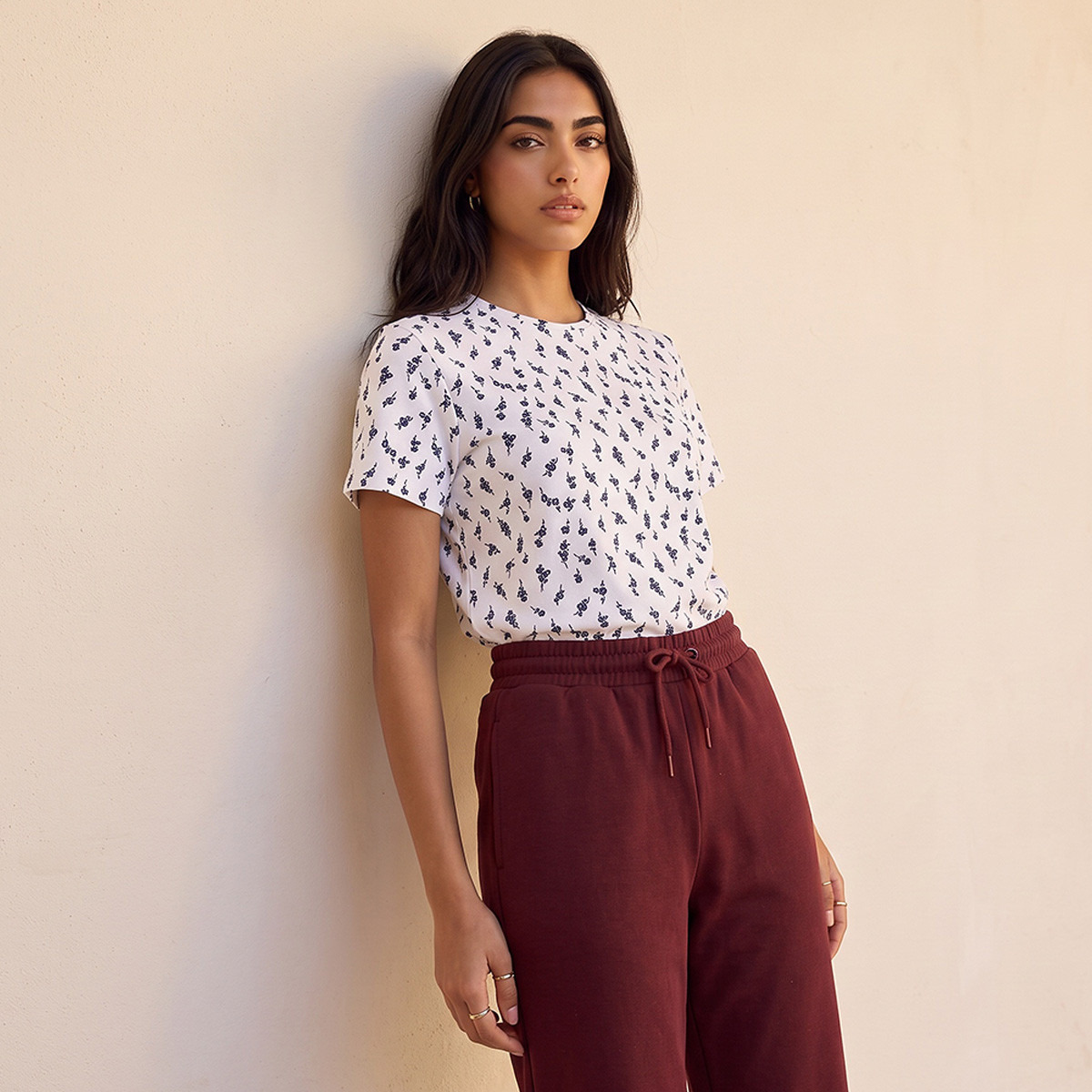 تيشيرت بطبعات من بيزيكس من سبلاش-women-clothing-tshirts-image-1