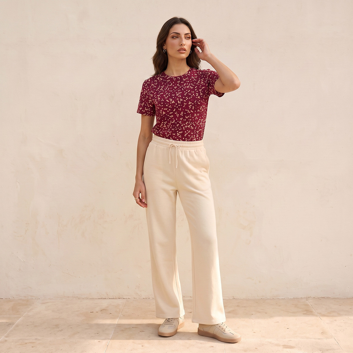 تيشيرت بطبعات من بيزيكس من سبلاش-women-clothing-tshirts-image-2