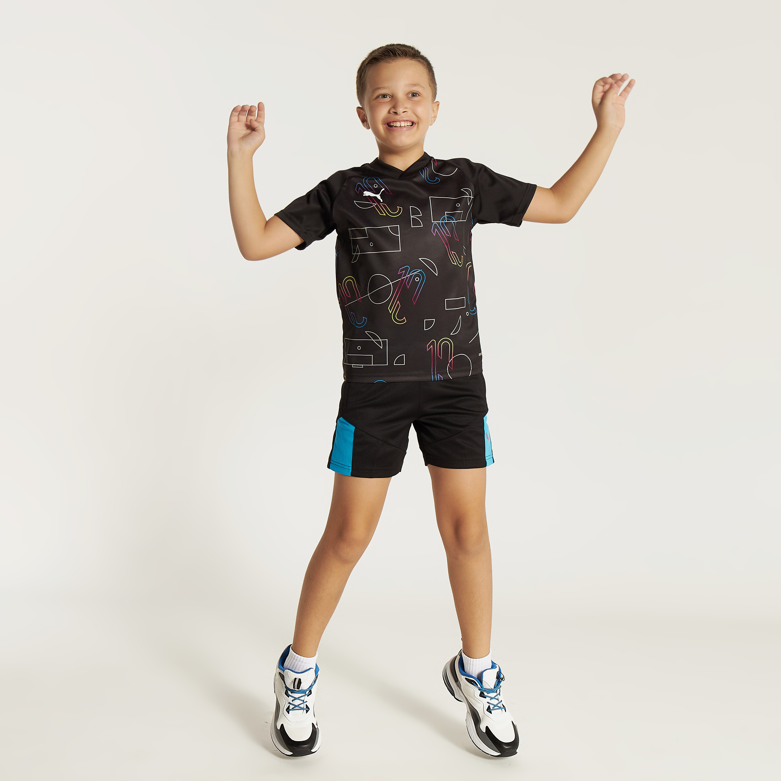 PUMA Printed V-neck T-shirt with Short Sleeves-sports-boys-clothing-tops-image-1