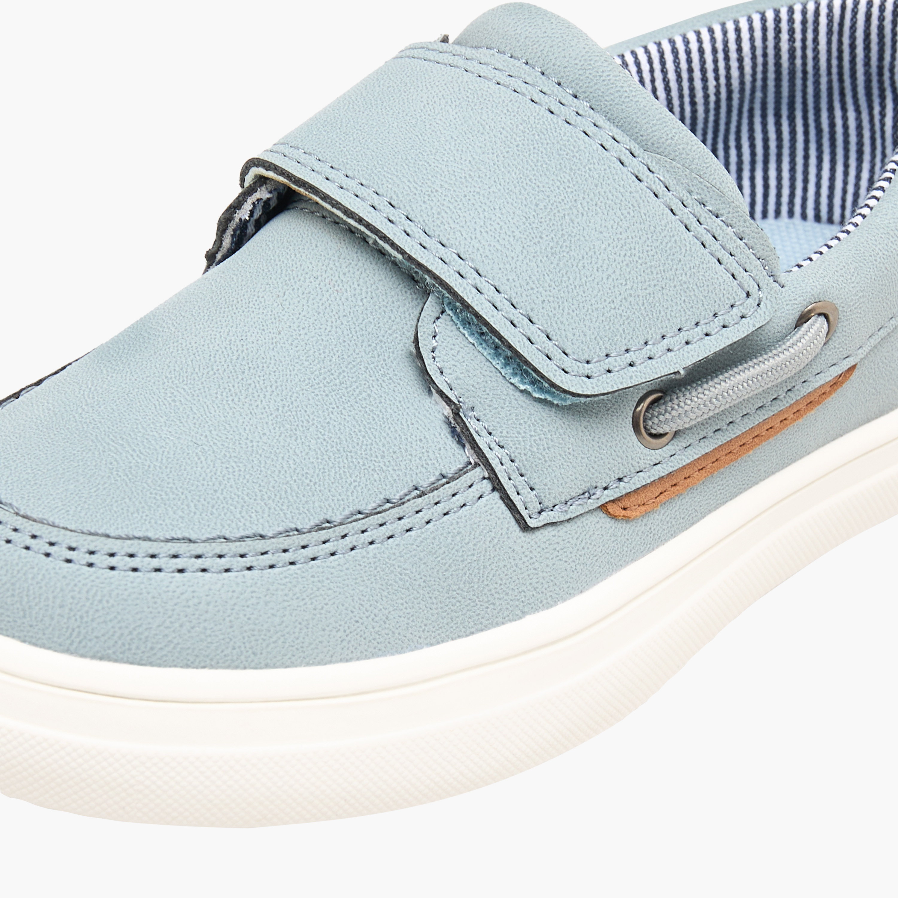 حذاء سهل الارتداء بألواح وشريط لاصق من جونيورز-boys-shoes-loafers-image-4