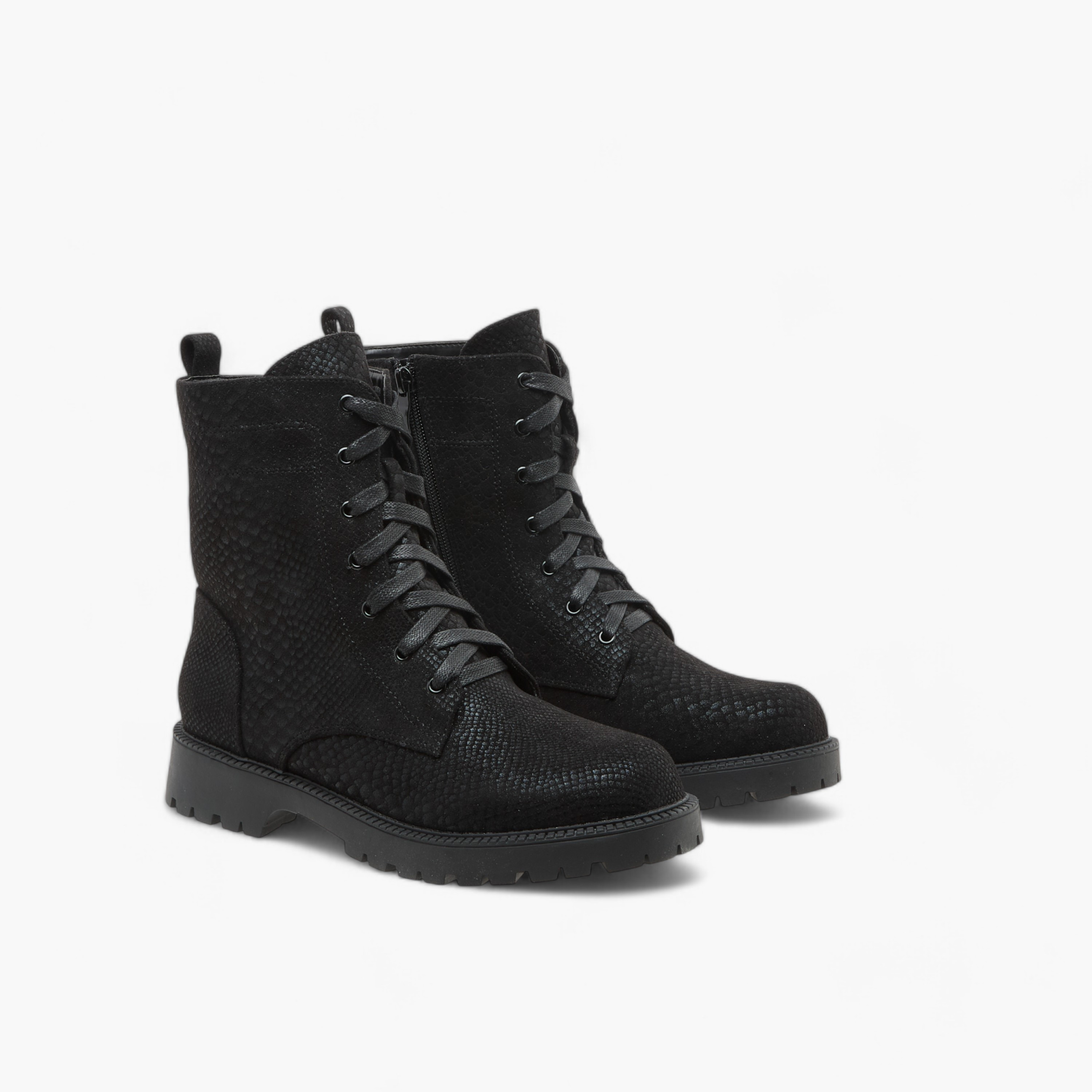 بوت بارز الملمس برقبة طويلة وسحاب إغلاق للنساء من سيليست-women-shoes-boots-image-1