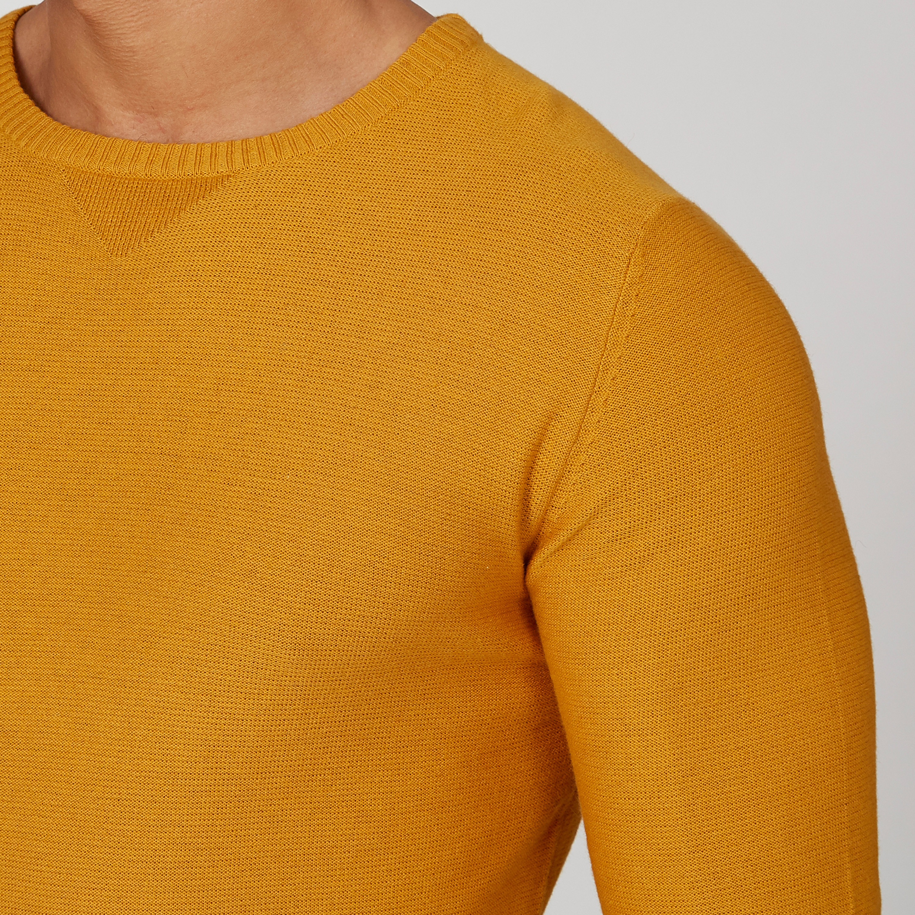 كنزة بارزة الملمس بياقة مستديرة وأكمام طويلة-men-clothing-sweatersandpullovers-image-10