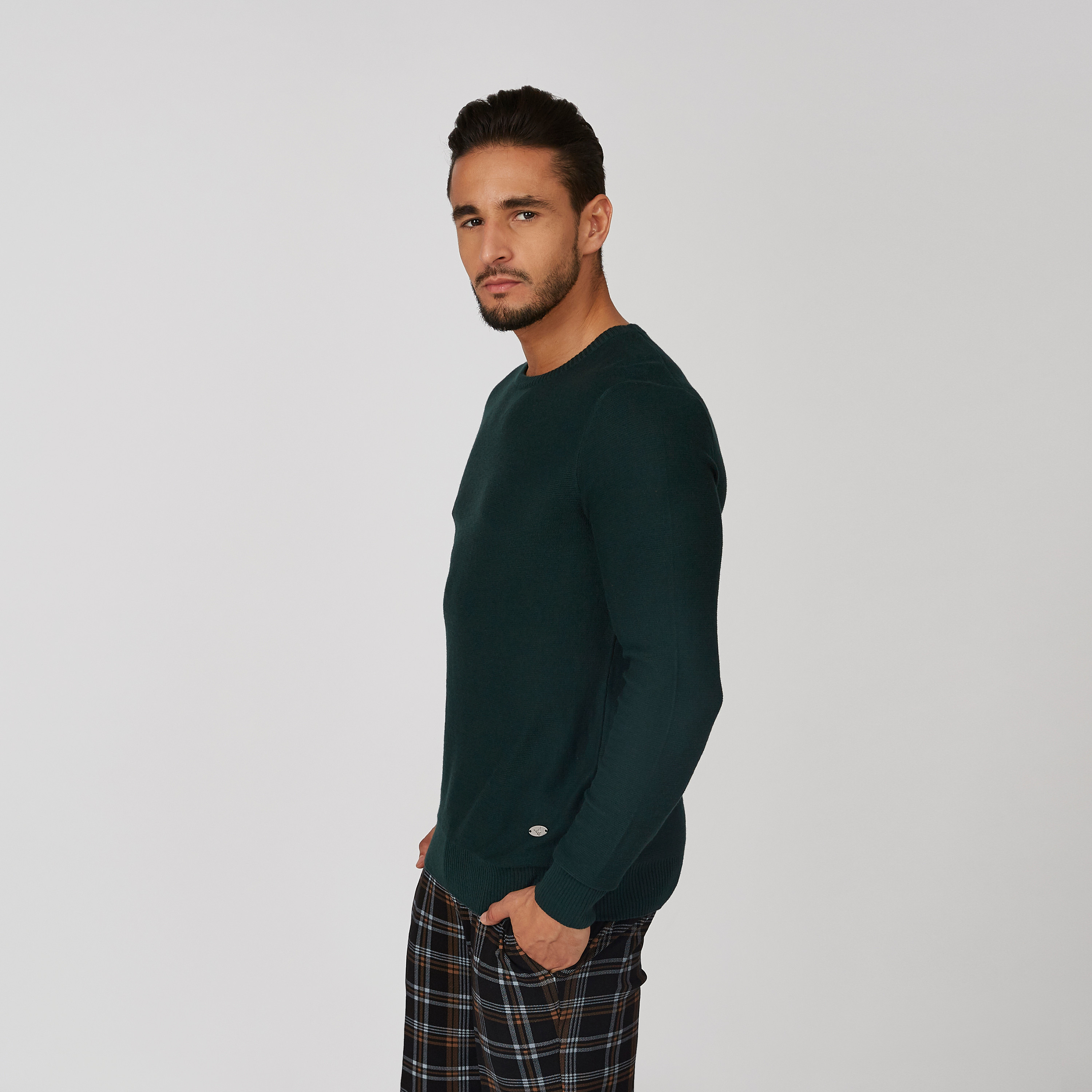كنزة بارزة الملمس بياقة مستديرة وأكمام طويلة-men-clothing-sweatersandpullovers-image-17