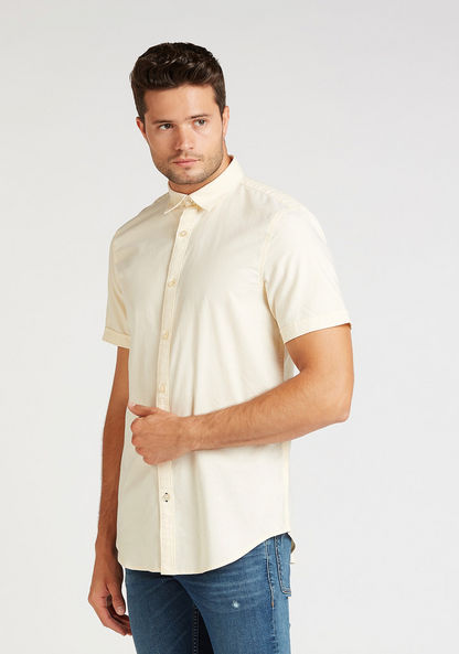 Solid Shirt with Short Sleeves and Spread Collar