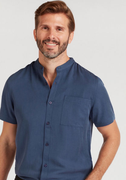 Solid Shirt with Short Sleeves and Mandarin Collar