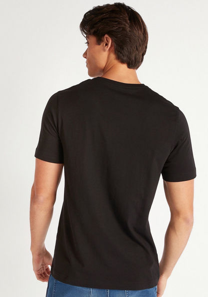 Printed Slim Fit T-shirt with Crew Neck and Short Sleeves