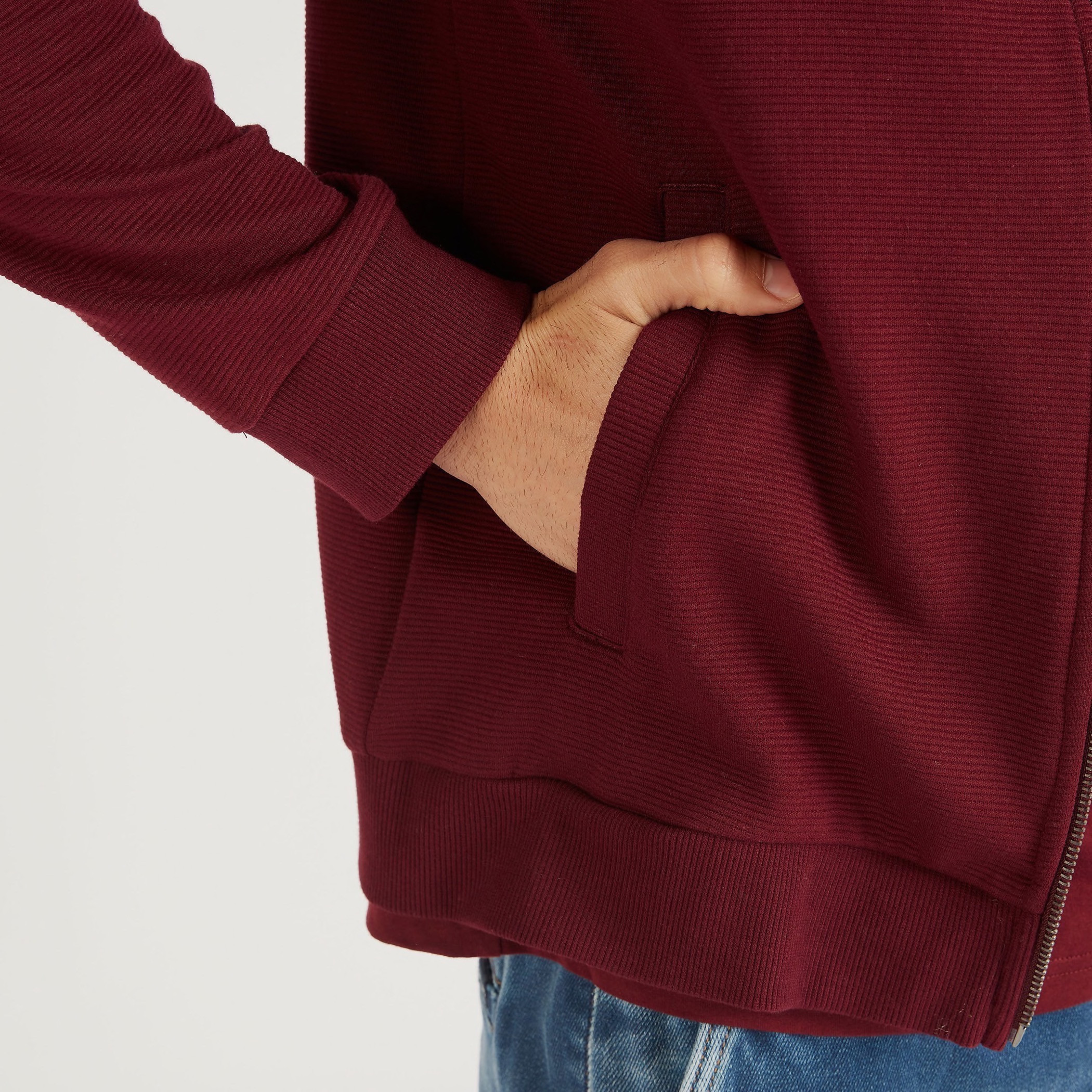 جاكيت بومبر بارز الملمس بسحّاب إغلاق وأكمام طويلة-men-clothing-jacketsandblazers-jackets-image-5