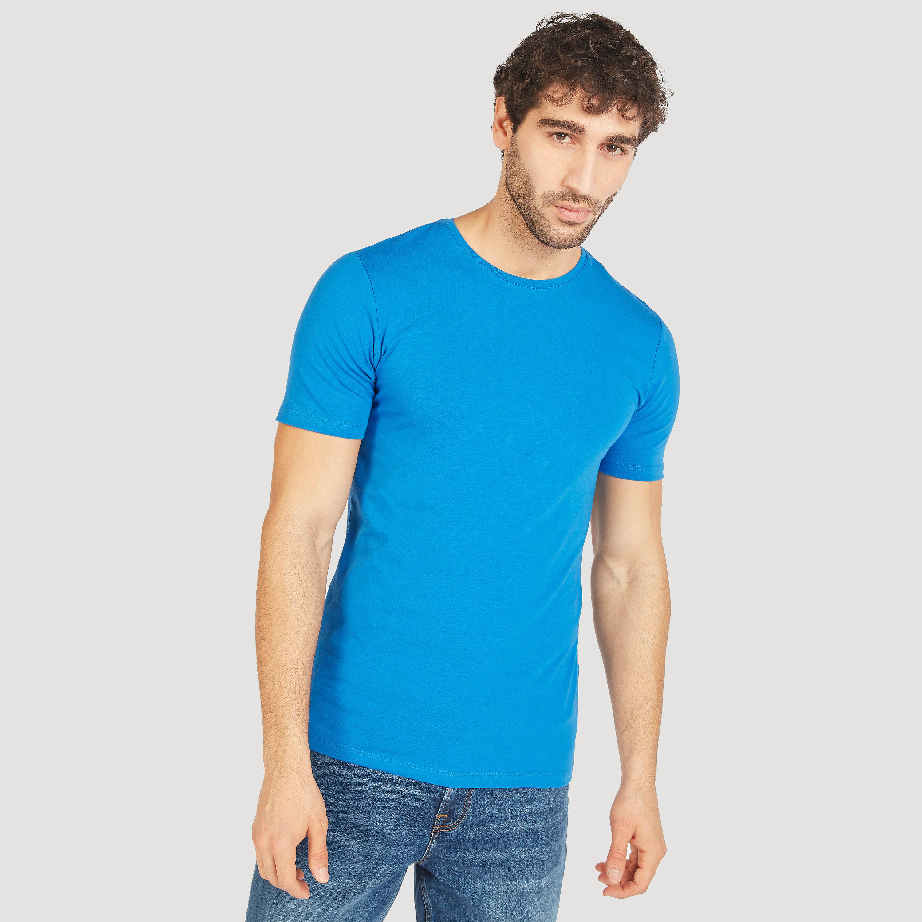 تيشيرت سادة بياقة ضيّقة وأكمام قصيرة-men-clothing-tshirtsandpolos-tshirts-image-9