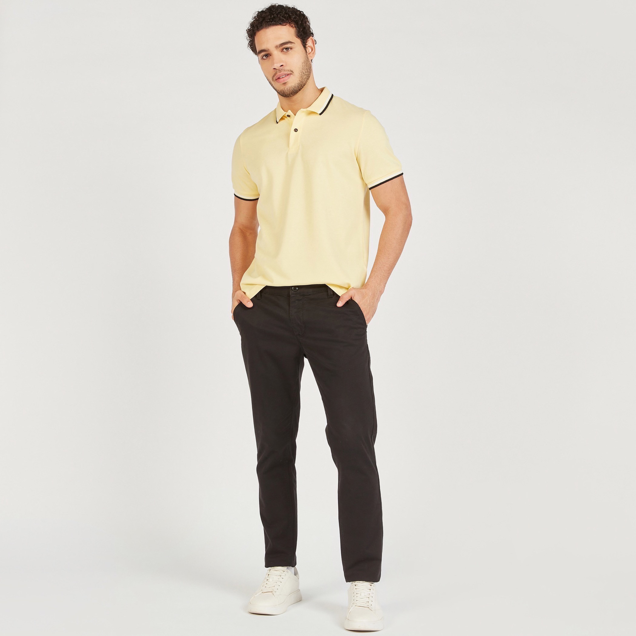 تيشيرت بولو سادة بأكمام قصيرة وتفاصيل خيوط بارزة-men-clothing-tshirtsandpolos-polos-image-6
