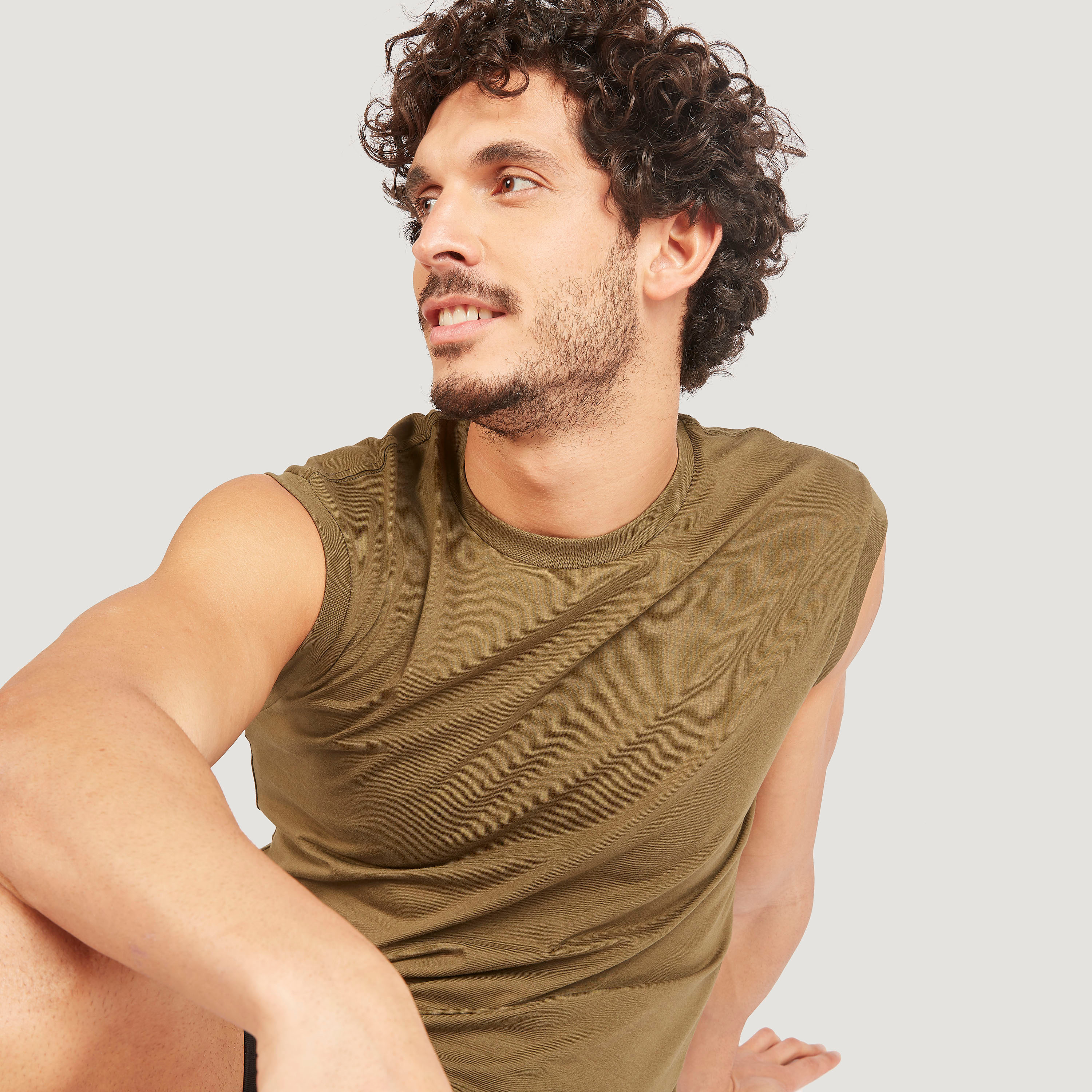 Solid Sleeveless Vest with Crew Neck-men-clothing-tshirtsandpolos-vests-image-5
