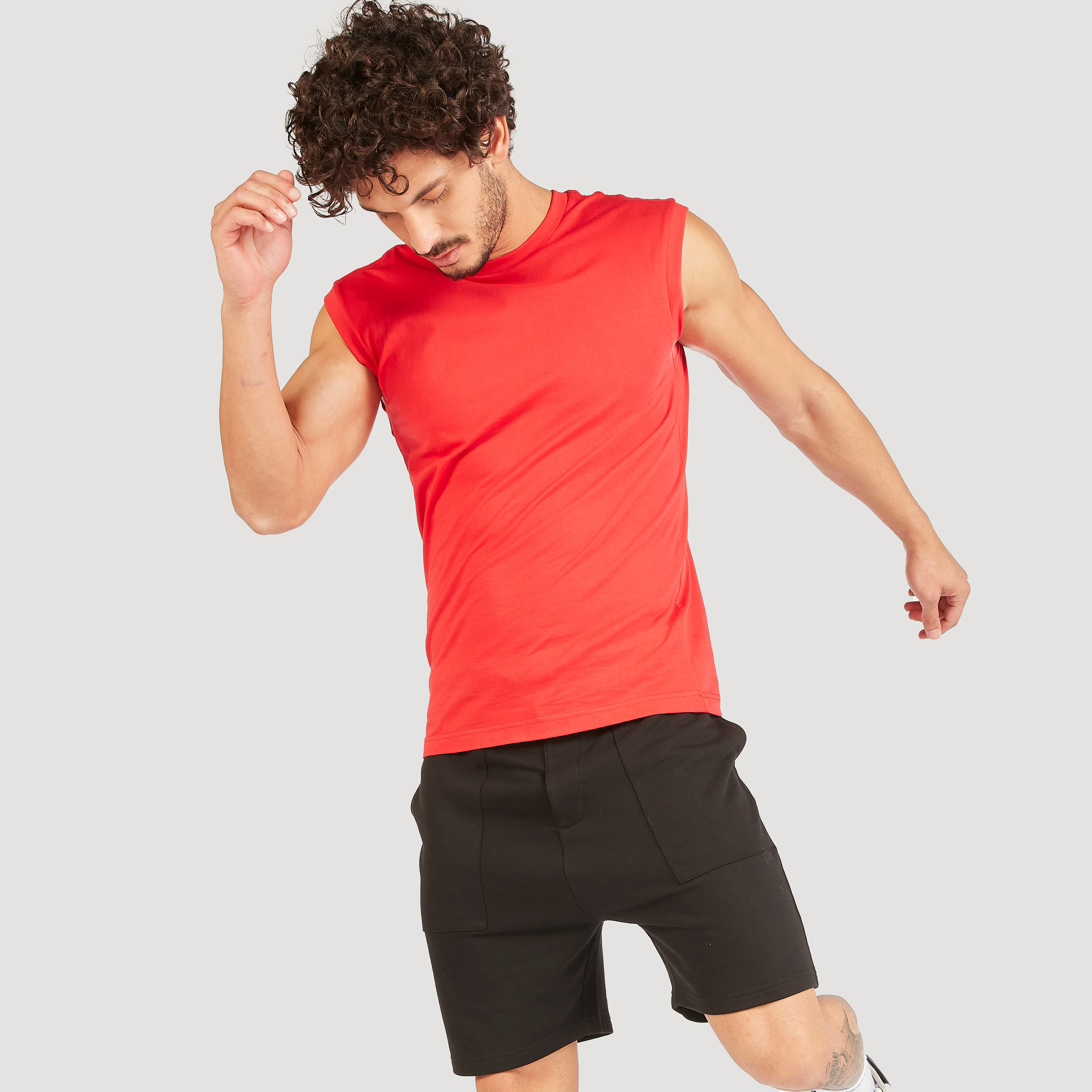 Solid Sleeveless Vest with Crew Neck-men-clothing-tshirtsandpolos-vests-image-11