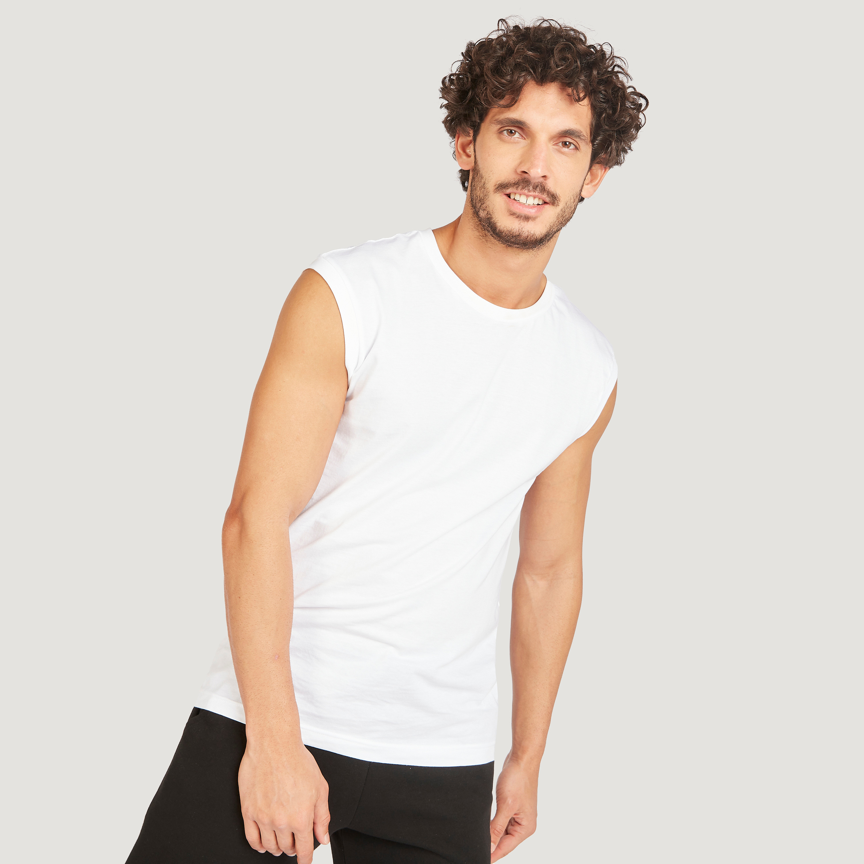 Solid Sleeveless Vest with Crew Neck-men-clothing-tshirtsandpolos-vests-image-17