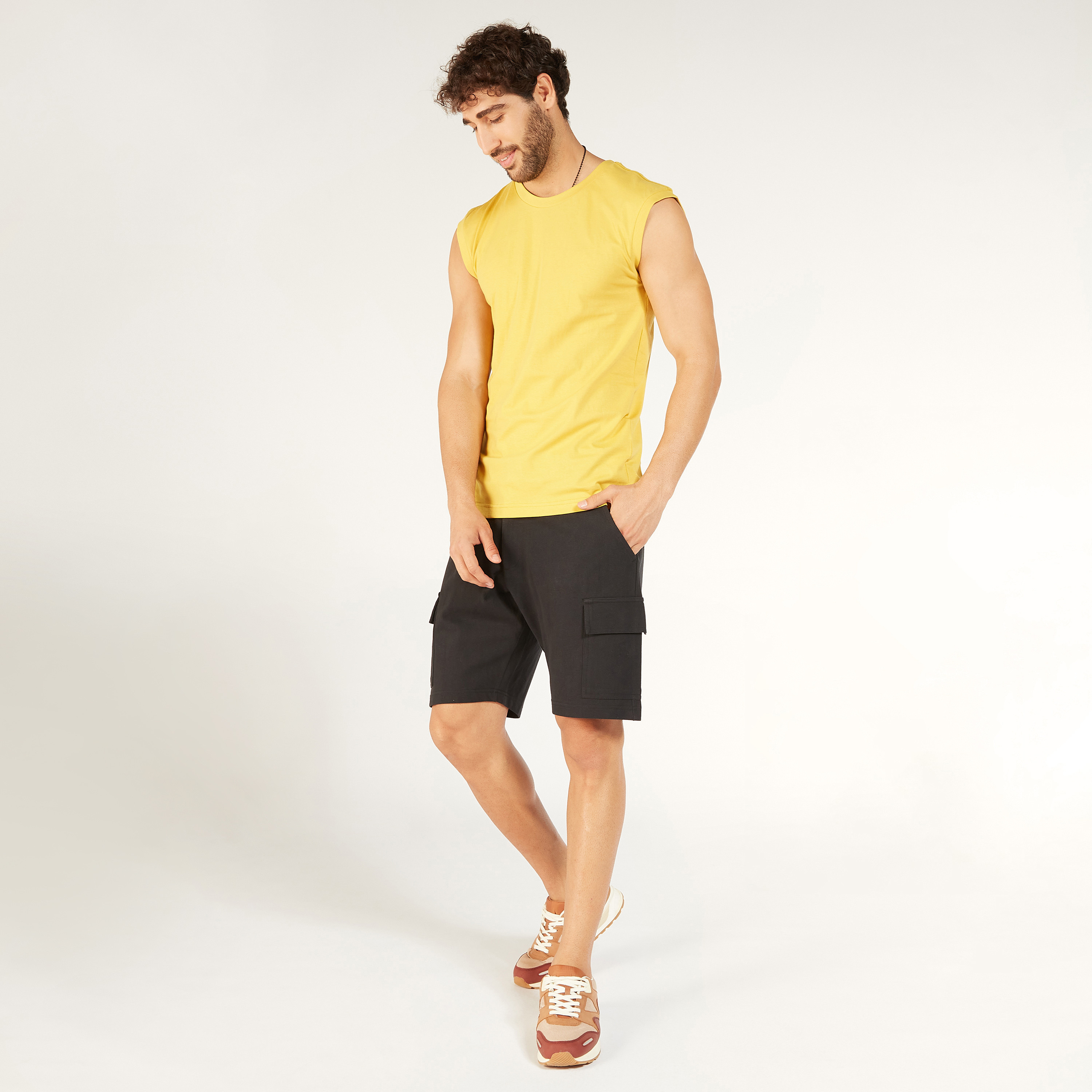 Solid Sleeveless Vest with Crew Neck-men-clothing-tshirtsandpolos-vests-image-26