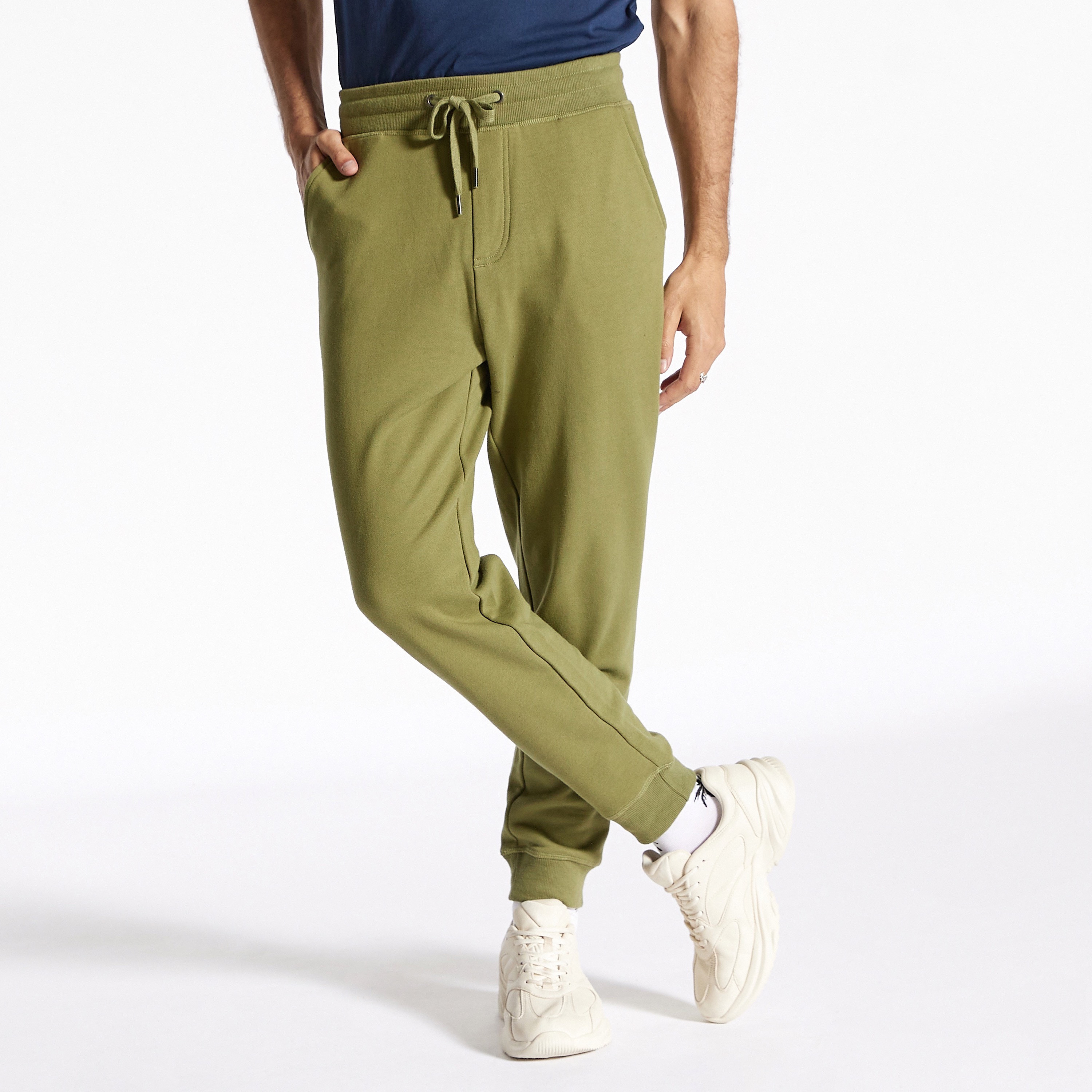 بنطلون رياضي سادة بجيوب ورباط إغلاق-men-clothing-bottoms-joggers-image-66