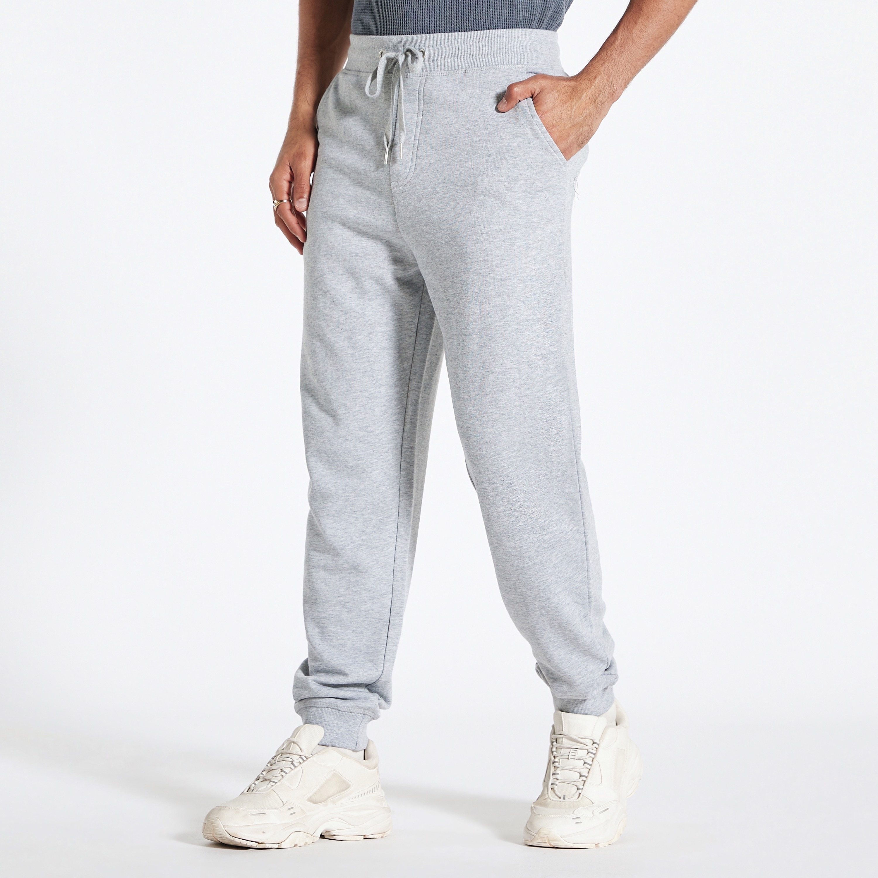 بنطلون رياضي سادة بجيوب ورباط إغلاق-men-clothing-bottoms-joggers-image-50