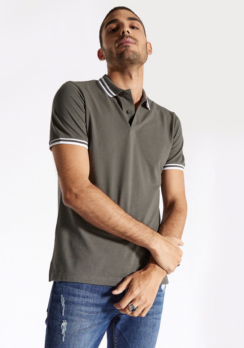 Solid Polo T-shirt with Short Sleeves-Polos-image-0