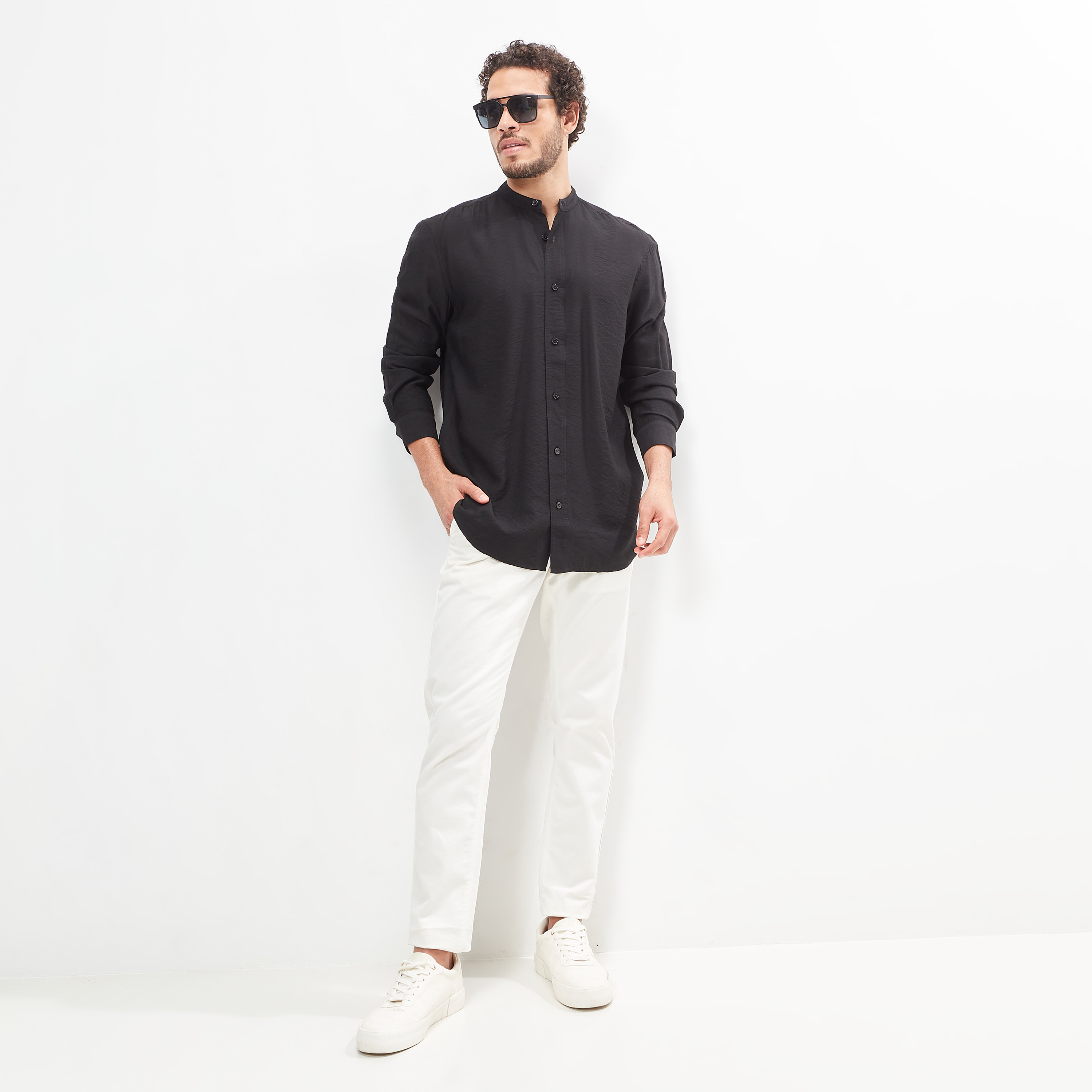 قميص سادة بياقة ماندارين وأكمام طويلة-men-clothing-shirts-image-2