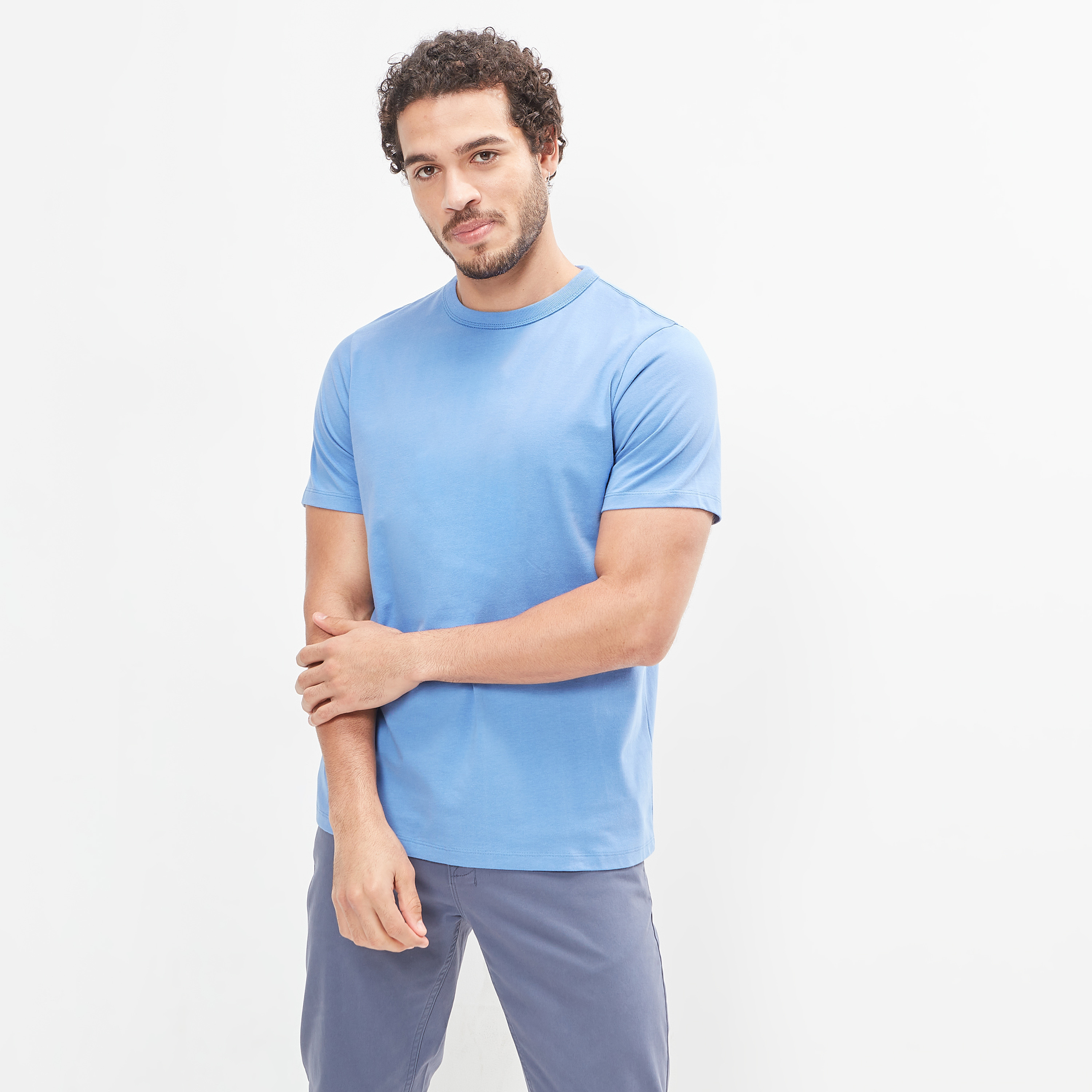 تيشيرت سادة بياقة ضيّقة وأكمام قصيرة-men-clothing-tshirtsandpolos-tshirts-image-37