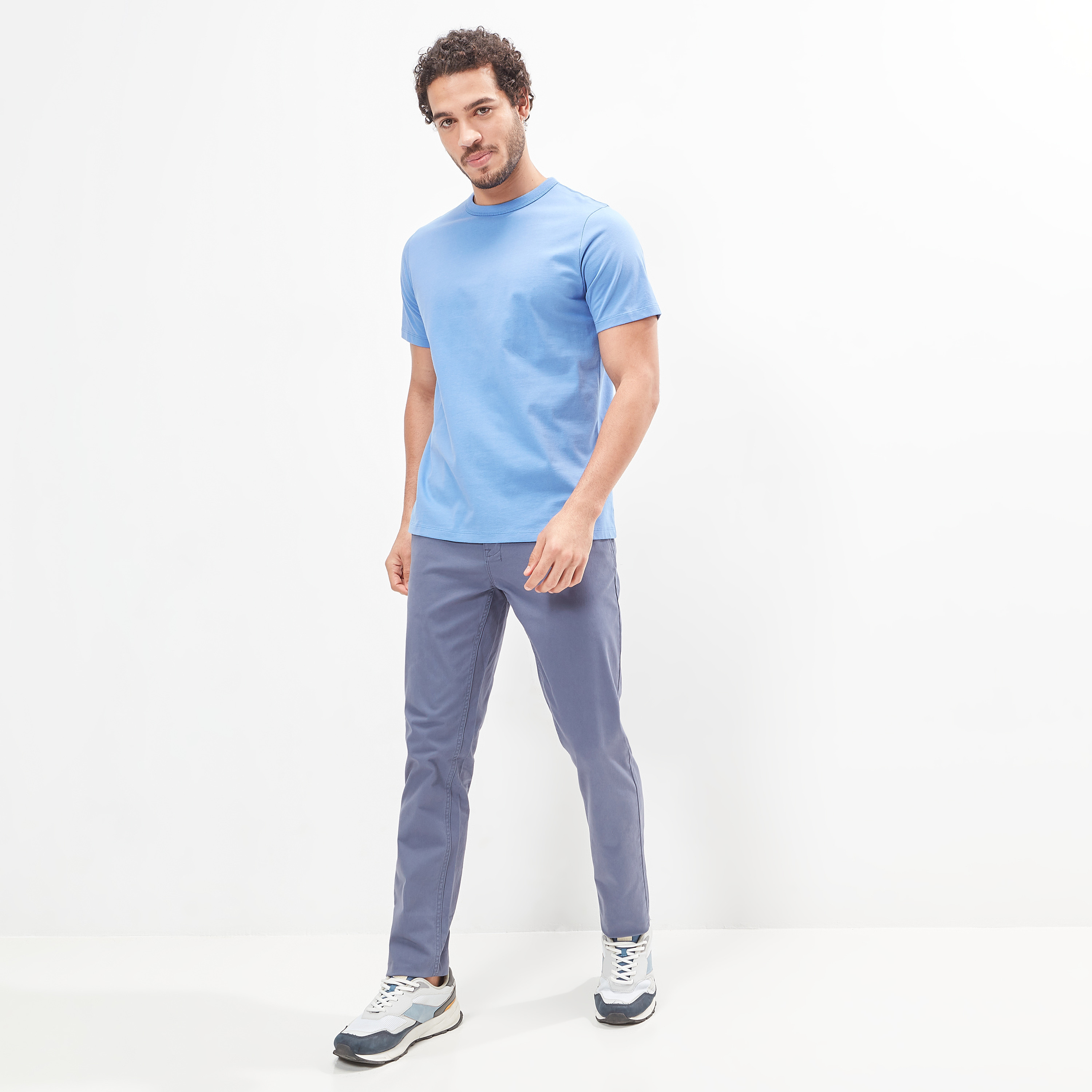 تيشيرت سادة بياقة ضيّقة وأكمام قصيرة-men-clothing-tshirtsandpolos-tshirts-image-38