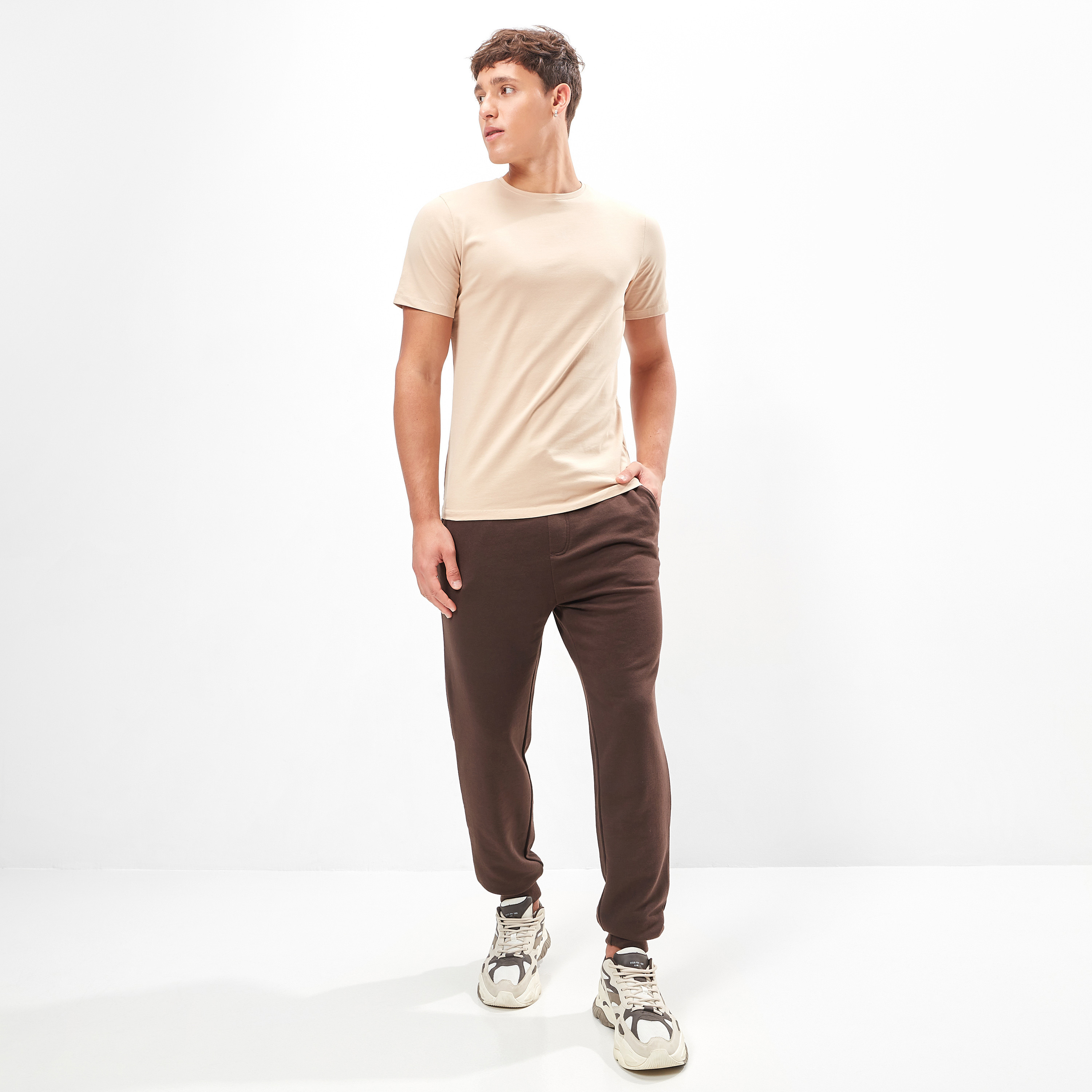 Solid Joggers with Drawstring Closure and Pockets-men-clothing-bottoms-joggers-image-15