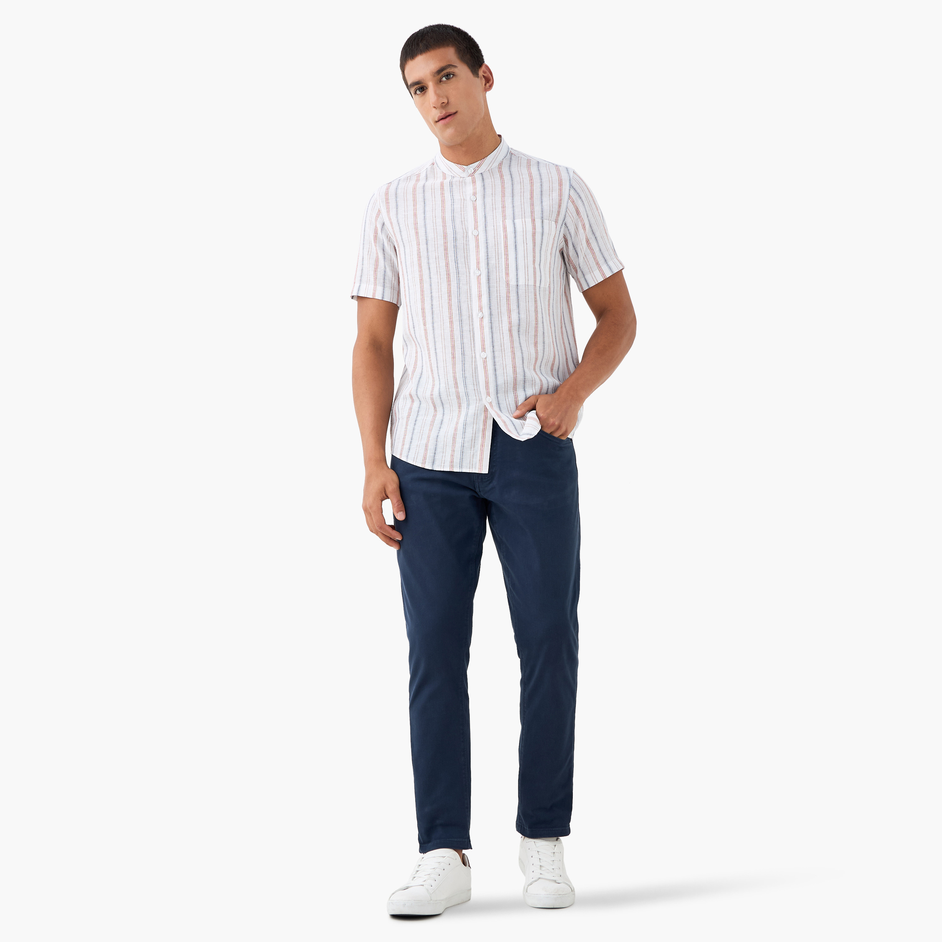 قميص مقلّم من مزيج الكتان بياقة ماندارين-men-clothing-shirts-image-2