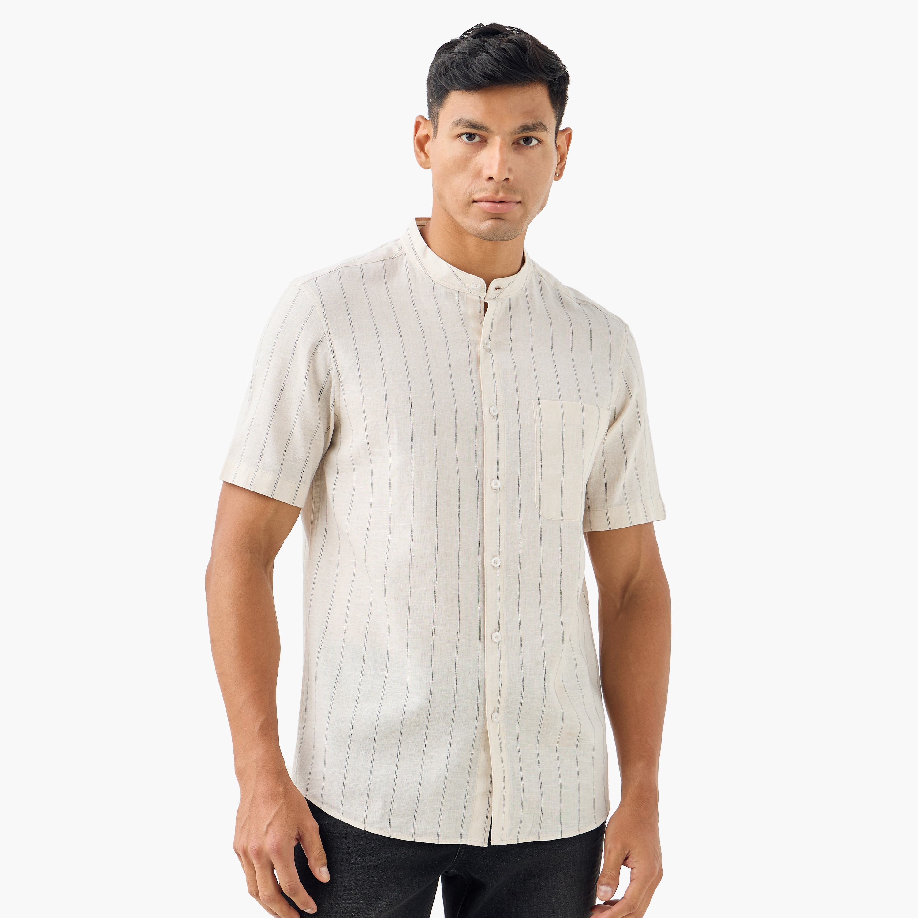 قميص مقلّم من مزيج الكتان بياقة ماندارين-men-clothing-shirts-image-1