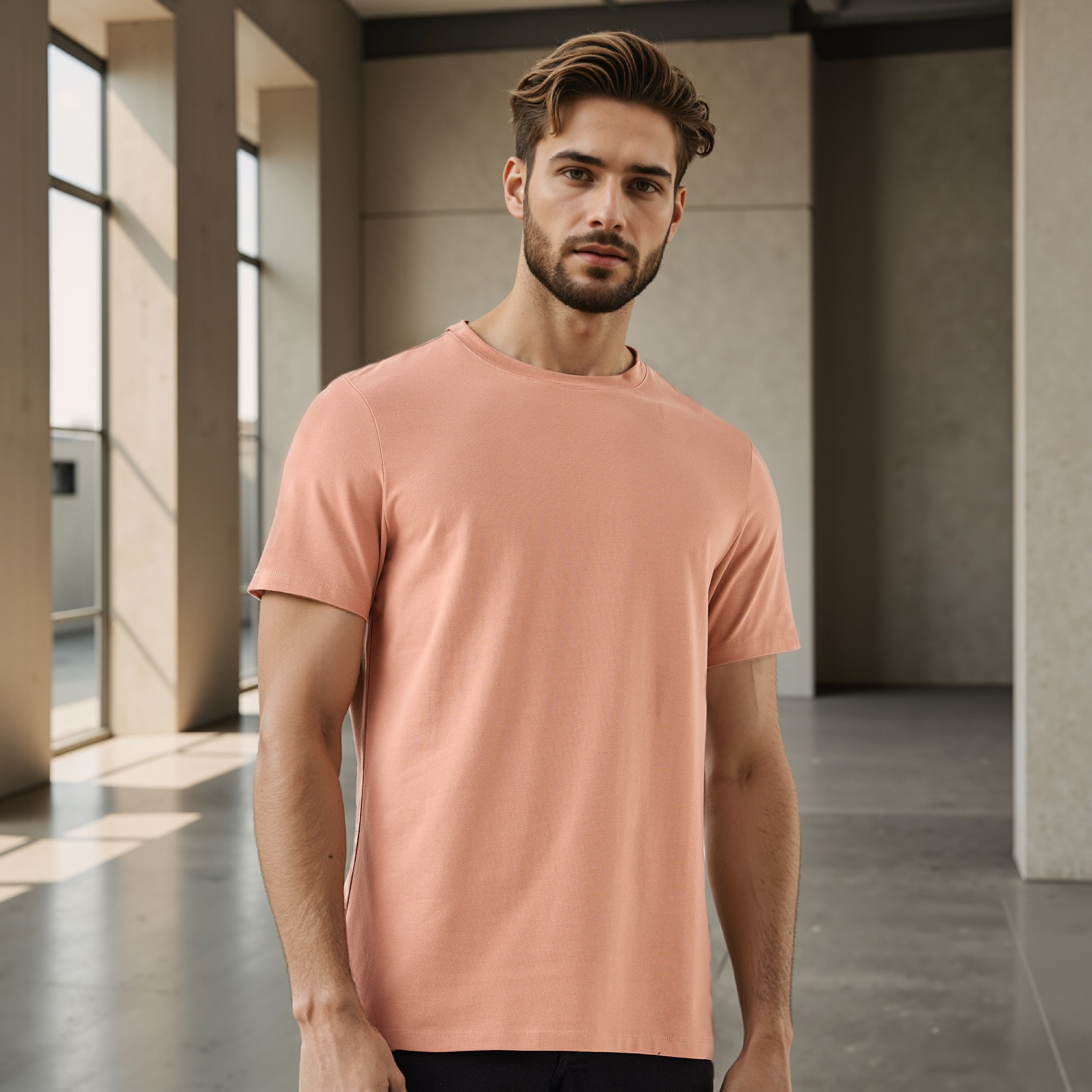 تيشيرت بقصة عادية وياقة ضيقة وأكمام قصيرة-men-clothing-tshirtsandpolos-tshirts-image-1