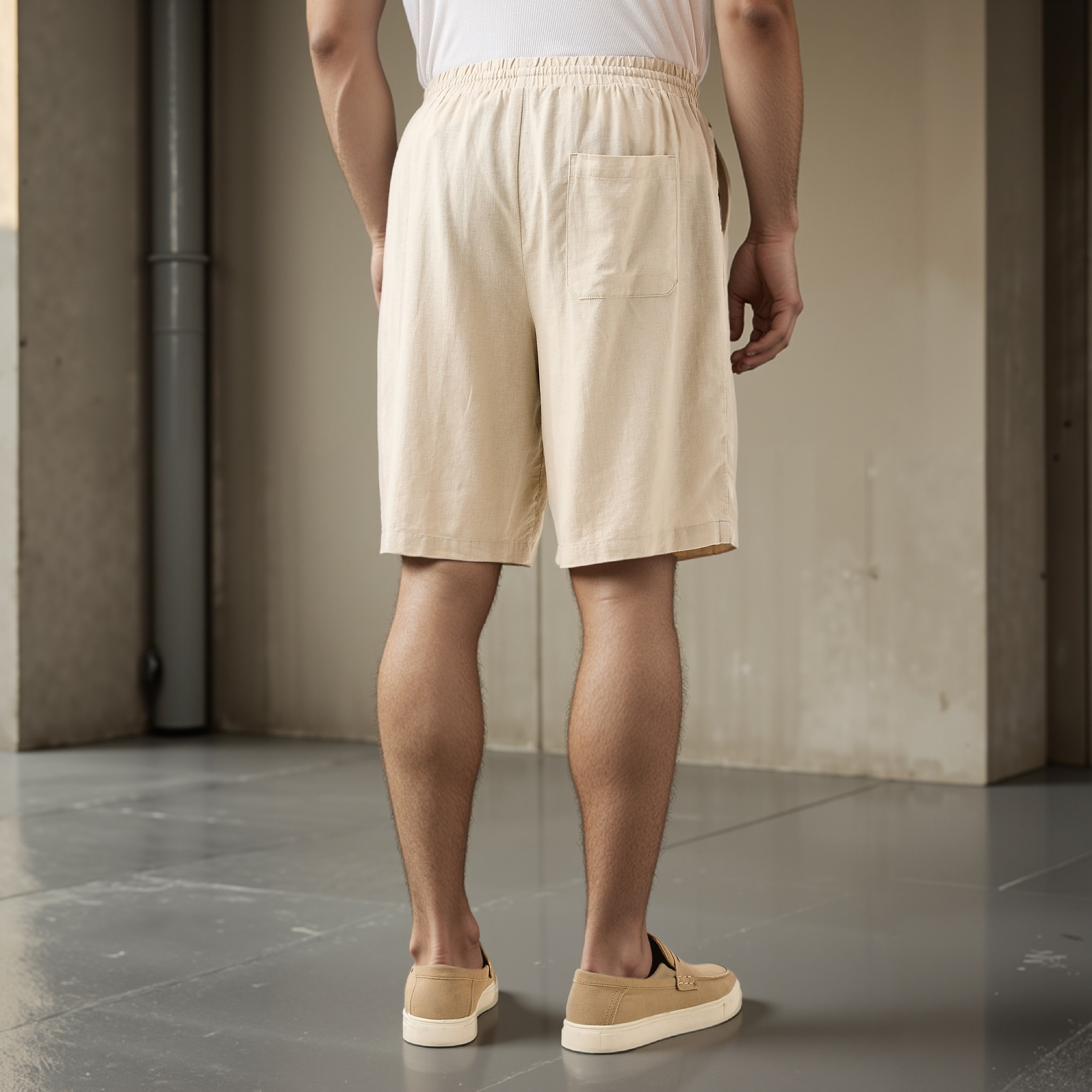 شورت من مزيج الكتان بقصّة عادية وخصر مطاطي-men-clothing-bottoms-shorts-image-3