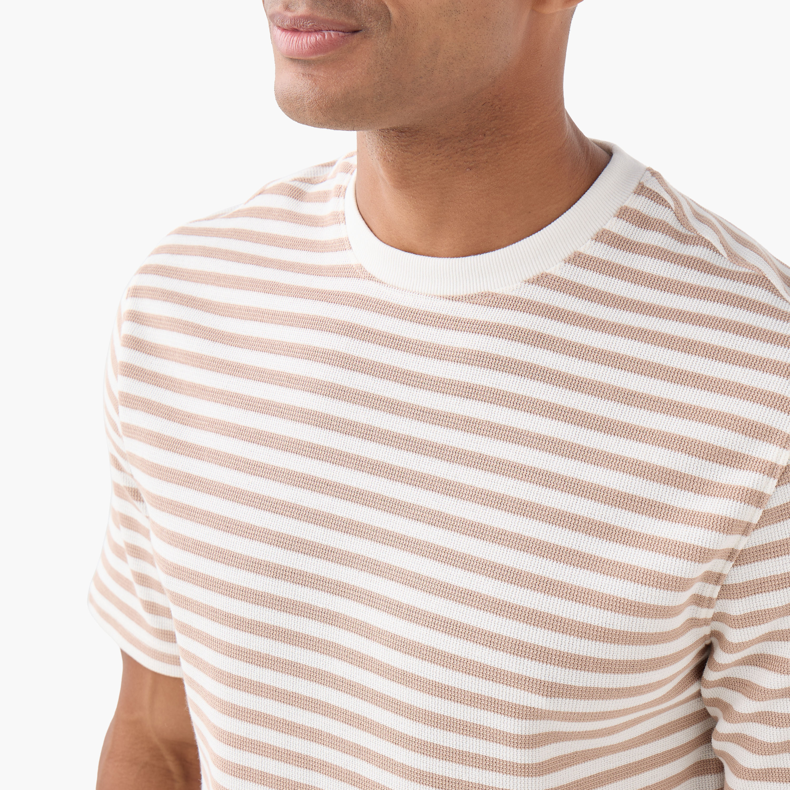 تيشيرت مخطط بقصة مريحة-men-clothing-tshirtsandpolos-tshirts-image-4